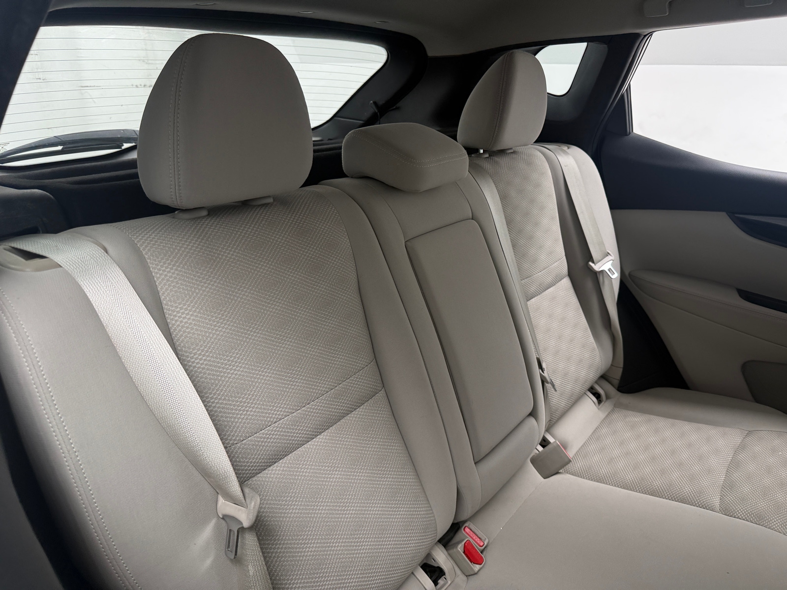 Thumbnail: 2018 Nissan Rogue Sport - 6