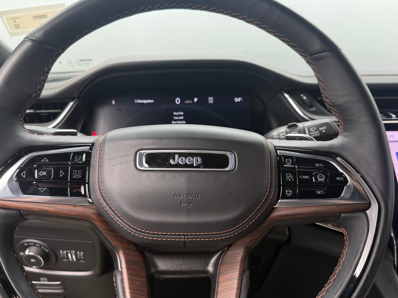 Thumbnail: 2024 Jeep Grand Cherokee - 4