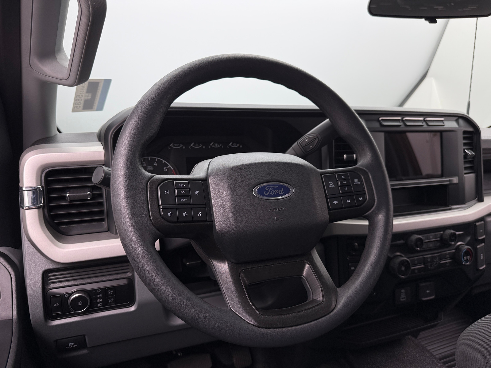 Thumbnail: 2023 Ford Econoline - 5