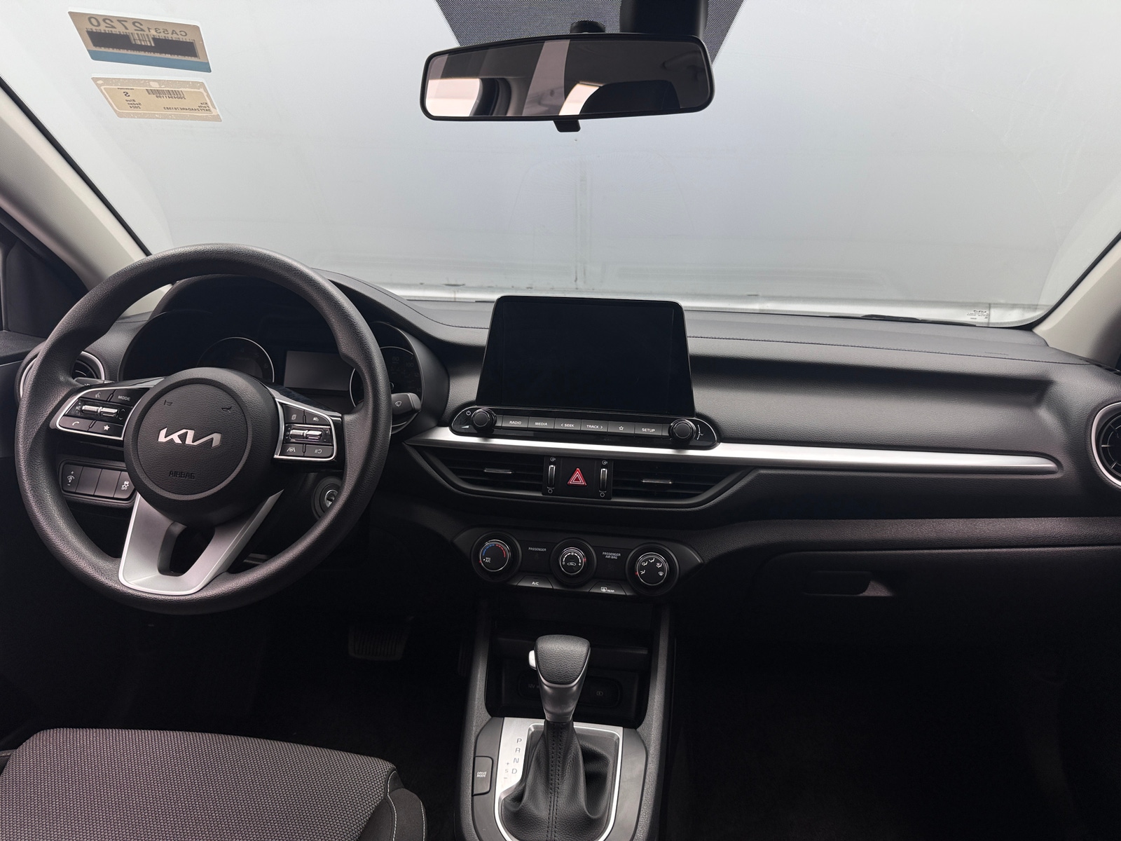 Thumbnail: 2024 Kia Forte - 3