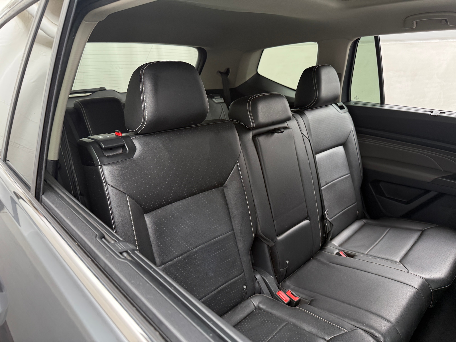 Thumbnail: 2023 Volkswagen Atlas - 5