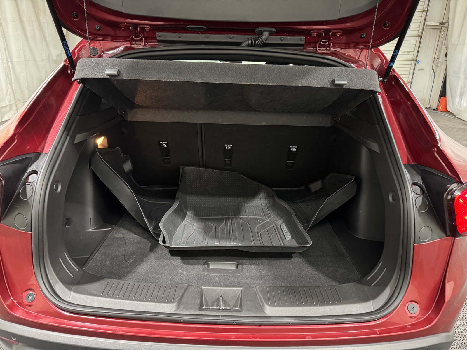 Thumbnail: 2025 Chevrolet Trax - 6