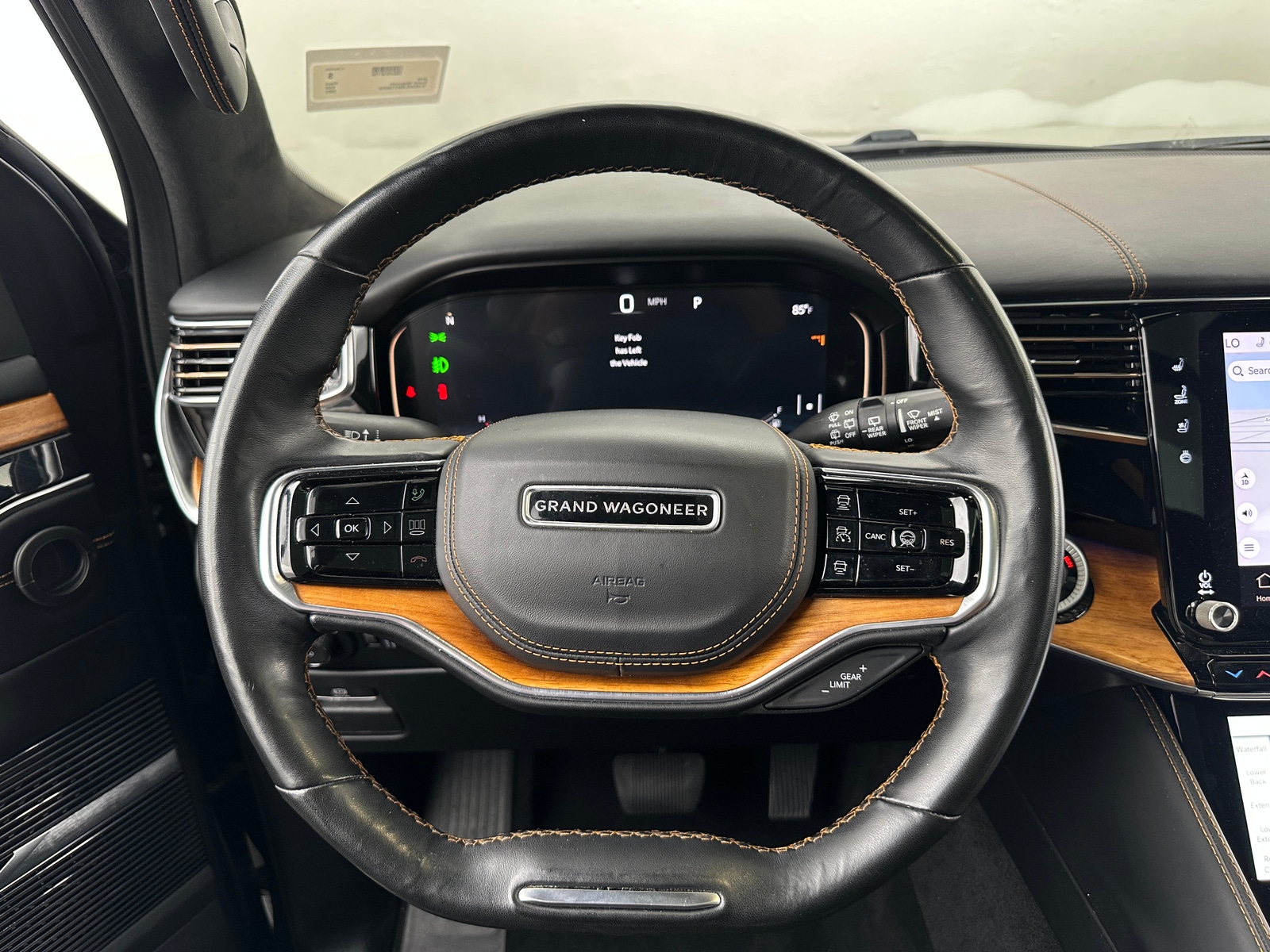Thumbnail: 2022 Jeep Grand Wagoneer - 4