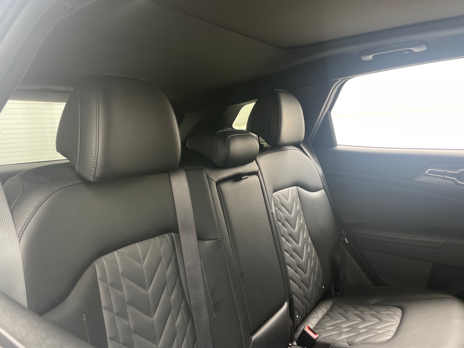 Thumbnail: 2023 Kia Sportage - 5