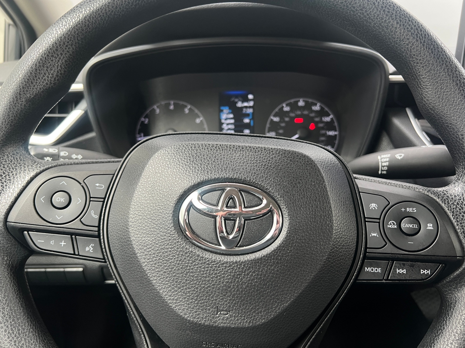 Thumbnail: 2023 Toyota Corolla - 5