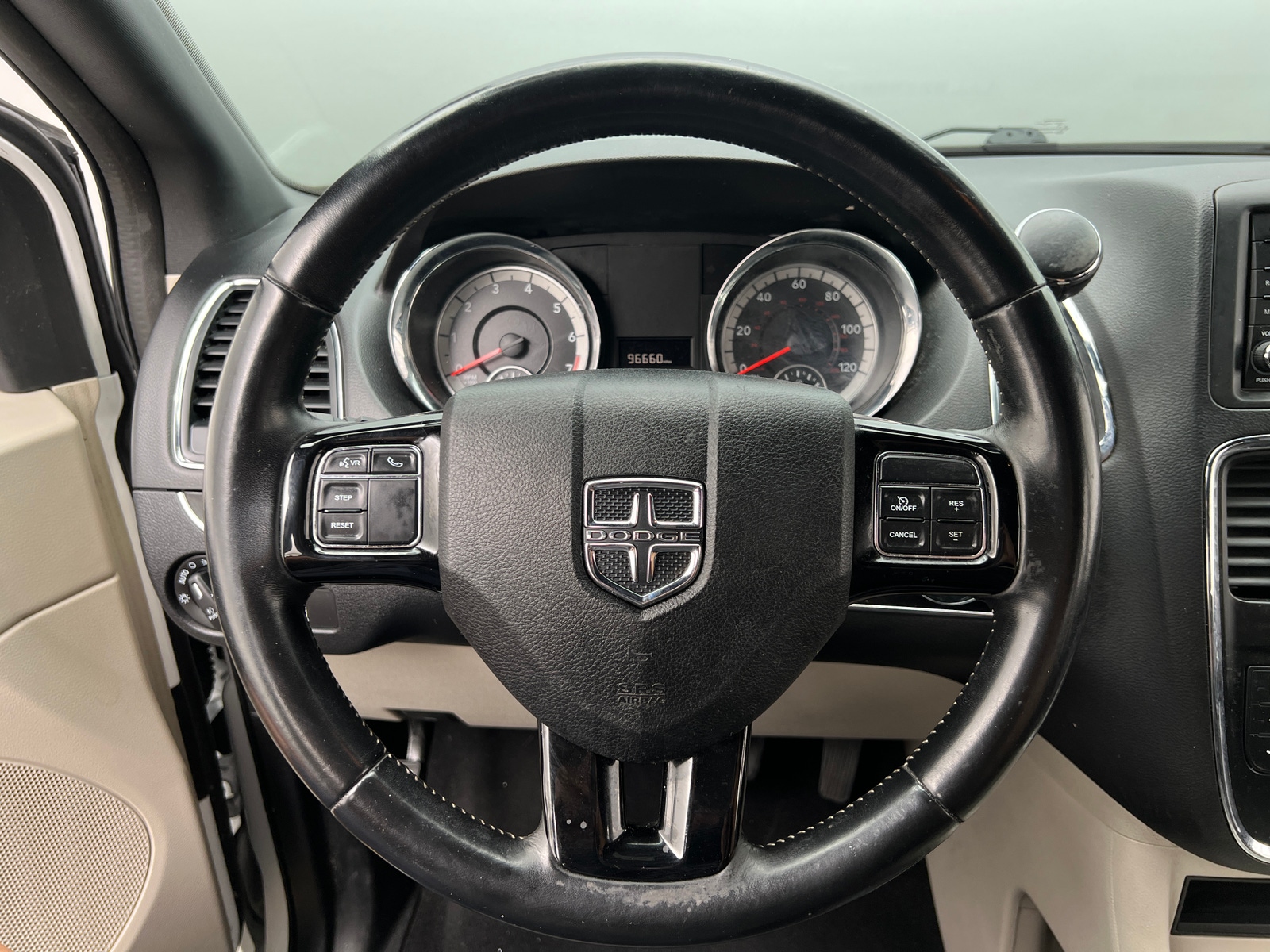 Thumbnail: 2019 Dodge Grand Caravan - 5