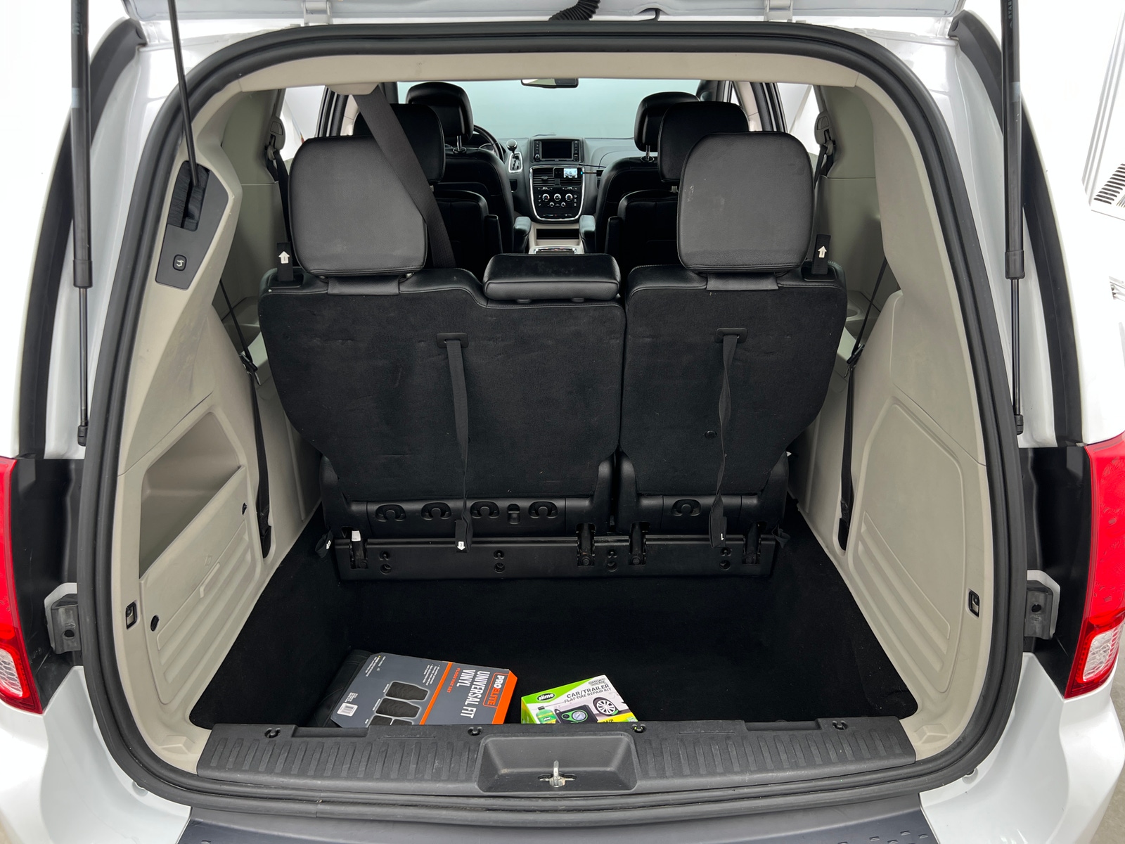 Thumbnail: 2019 Dodge Grand Caravan - 7