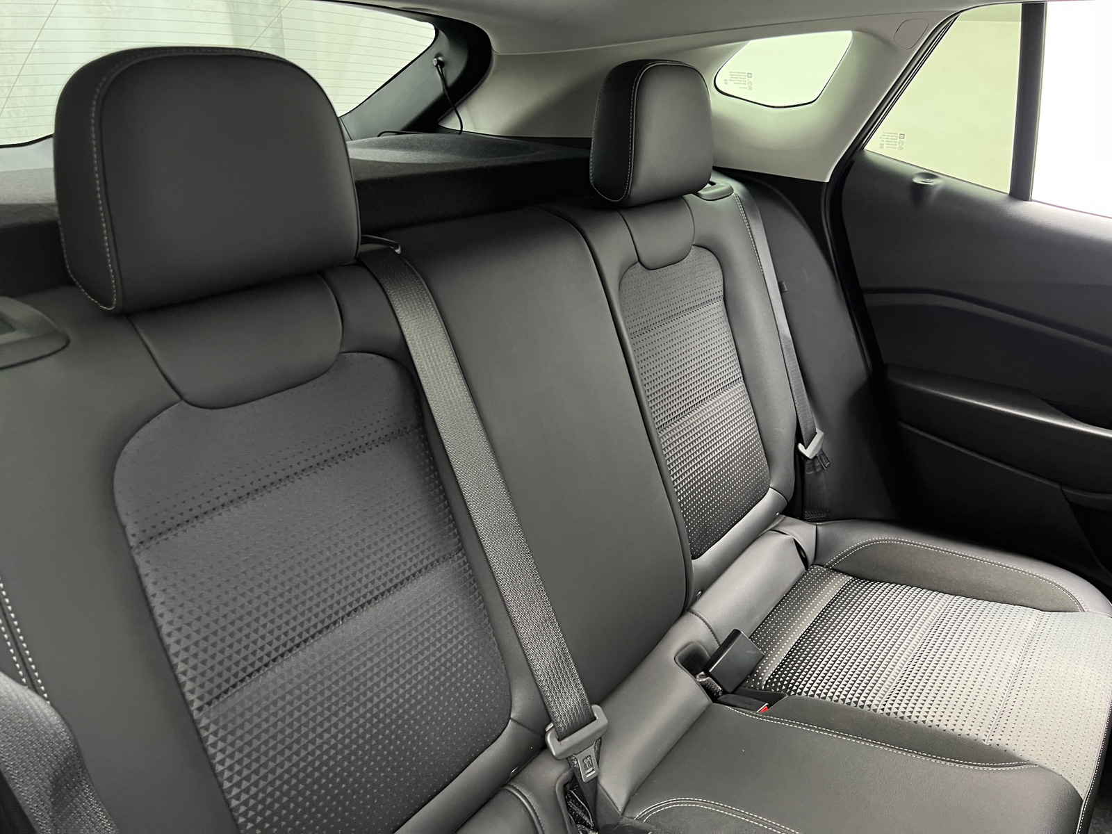 Thumbnail: 2025 Chevrolet Trax - 6