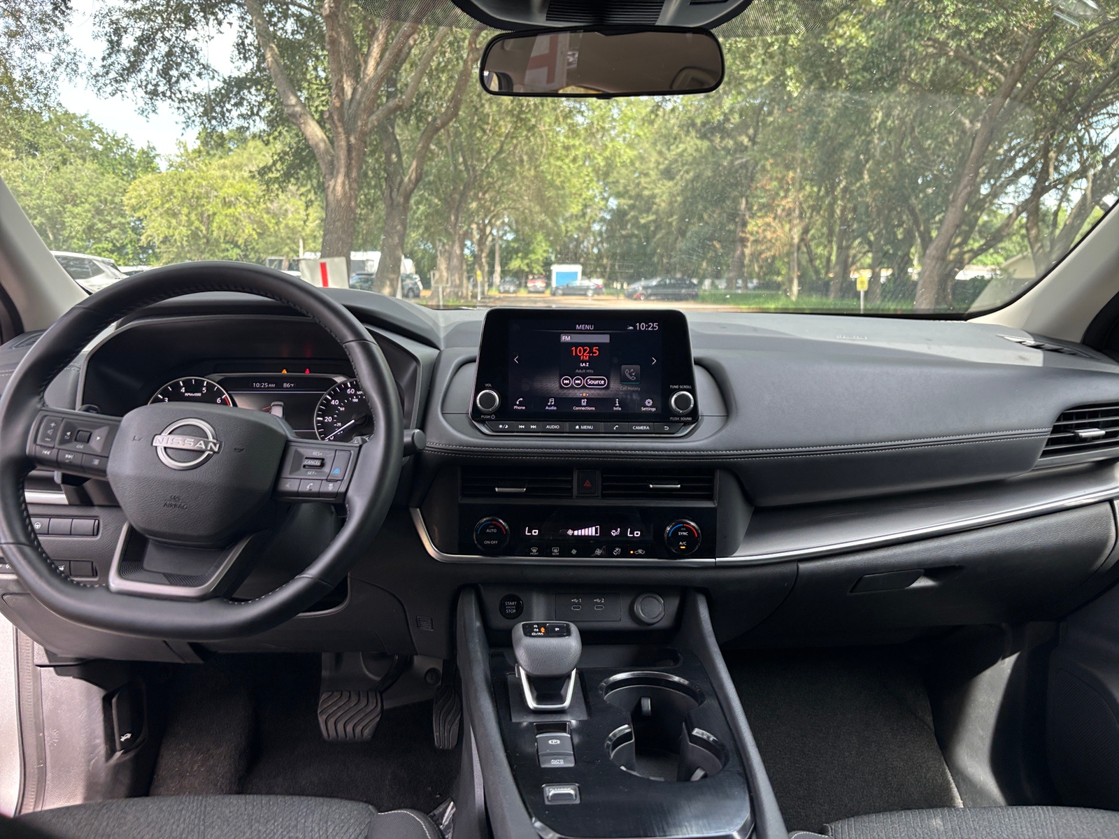 Thumbnail: 2025 Nissan Rogue - 3