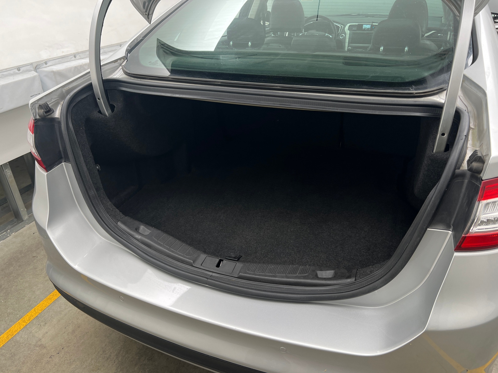 Thumbnail: 2016 Ford Fusion - 6