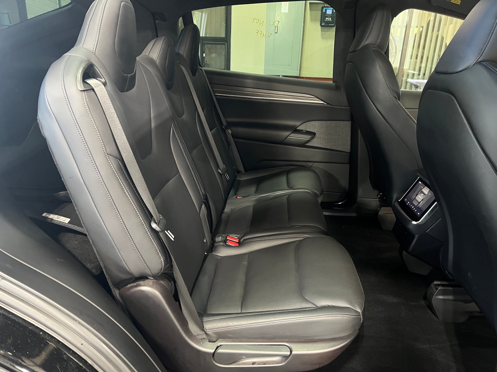 Thumbnail: 2022 Tesla Model X - 5