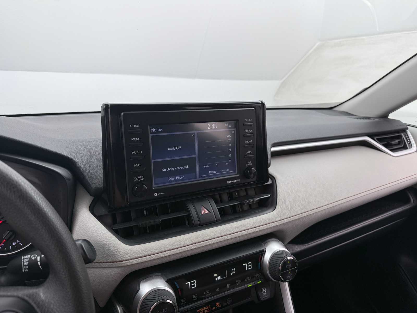 Thumbnail: 2020 Toyota RAV4 - 4