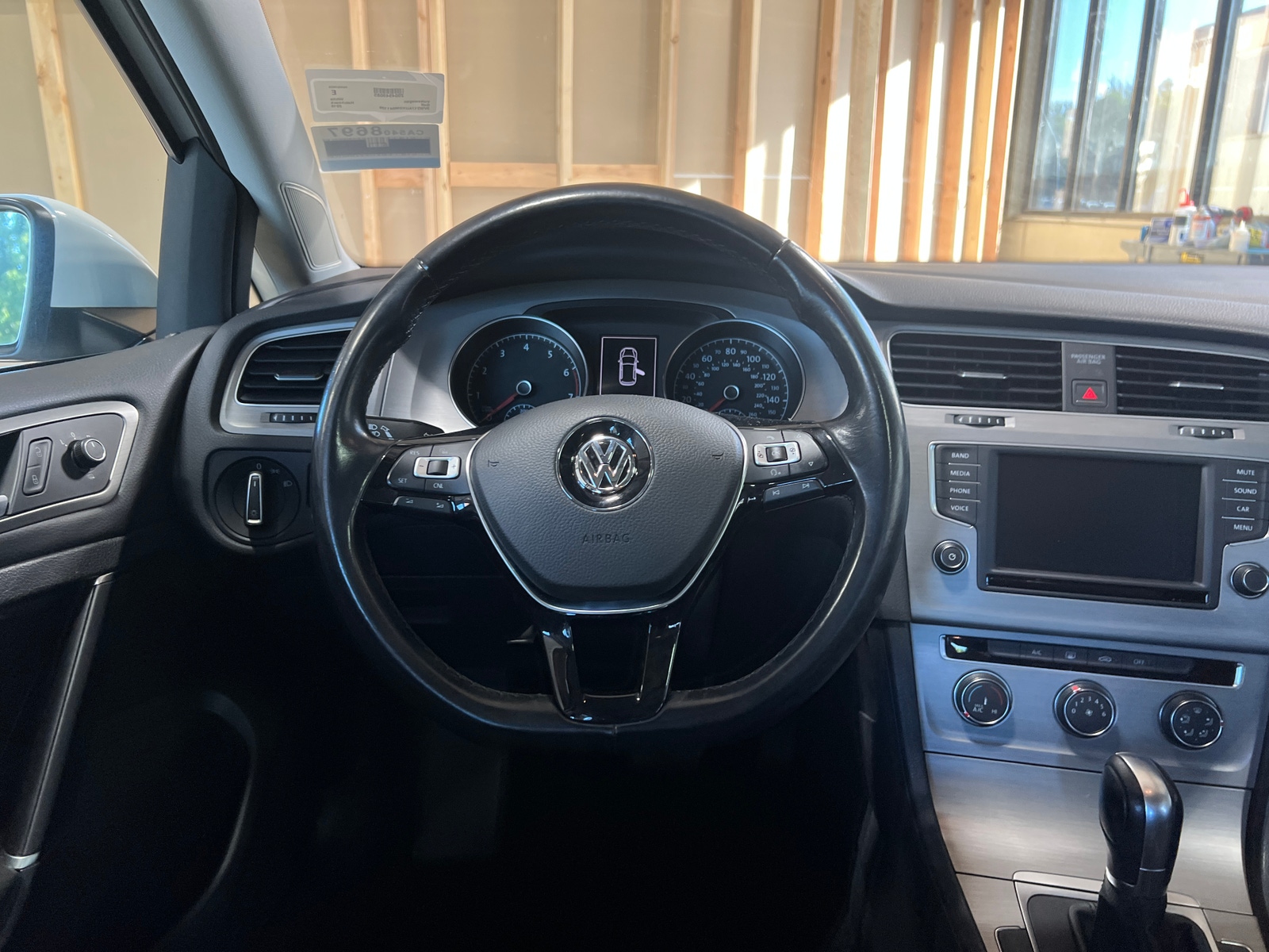 Thumbnail: 2016 Volkswagen Golf - 5
