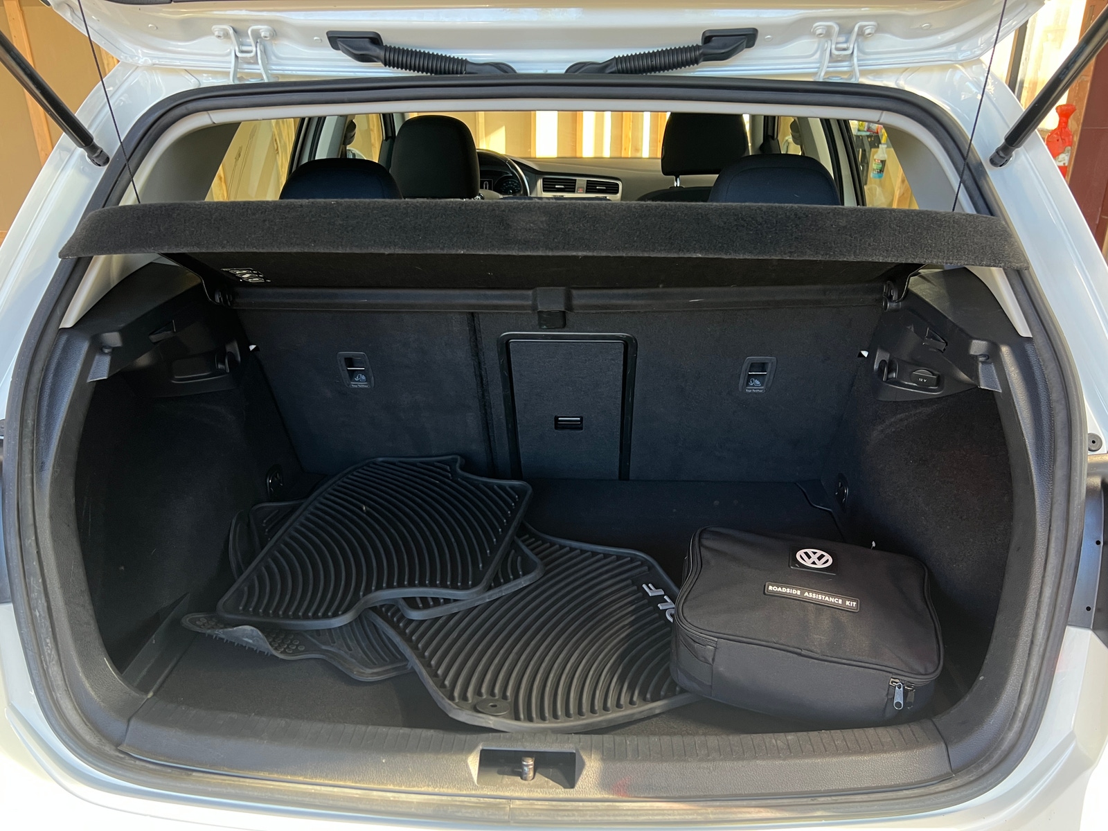 Thumbnail: 2016 Volkswagen Golf - 7
