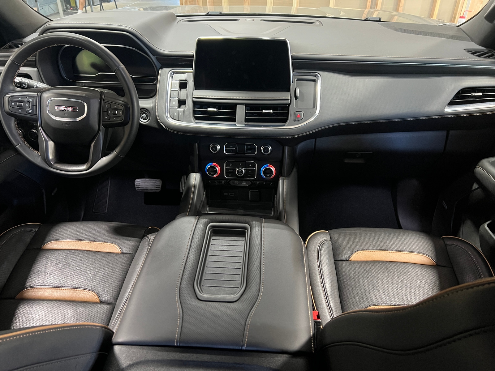 Thumbnail: 2023 GMC Yukon XL - 2