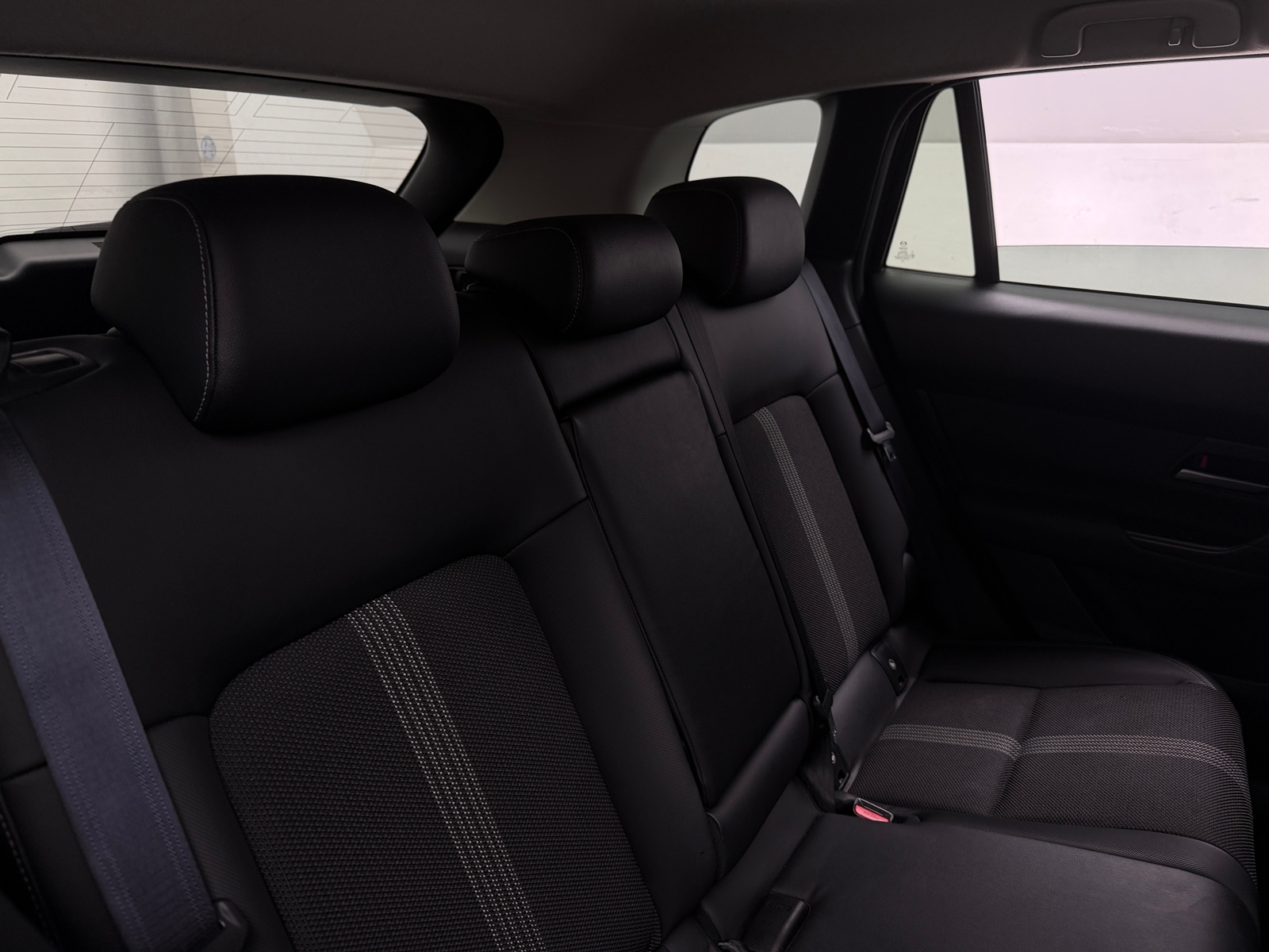 Thumbnail: 2025 Mazda CX-50 - 5