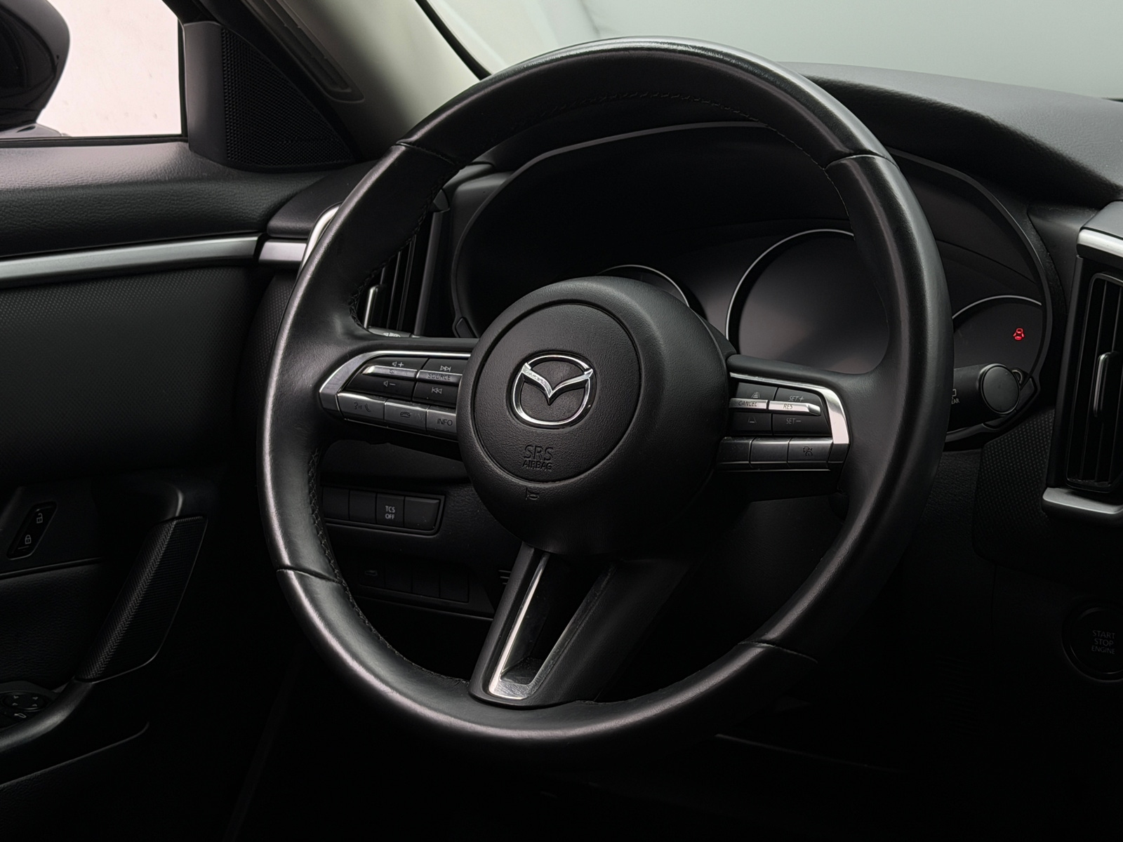 Thumbnail: 2025 Mazda CX-50 - 4