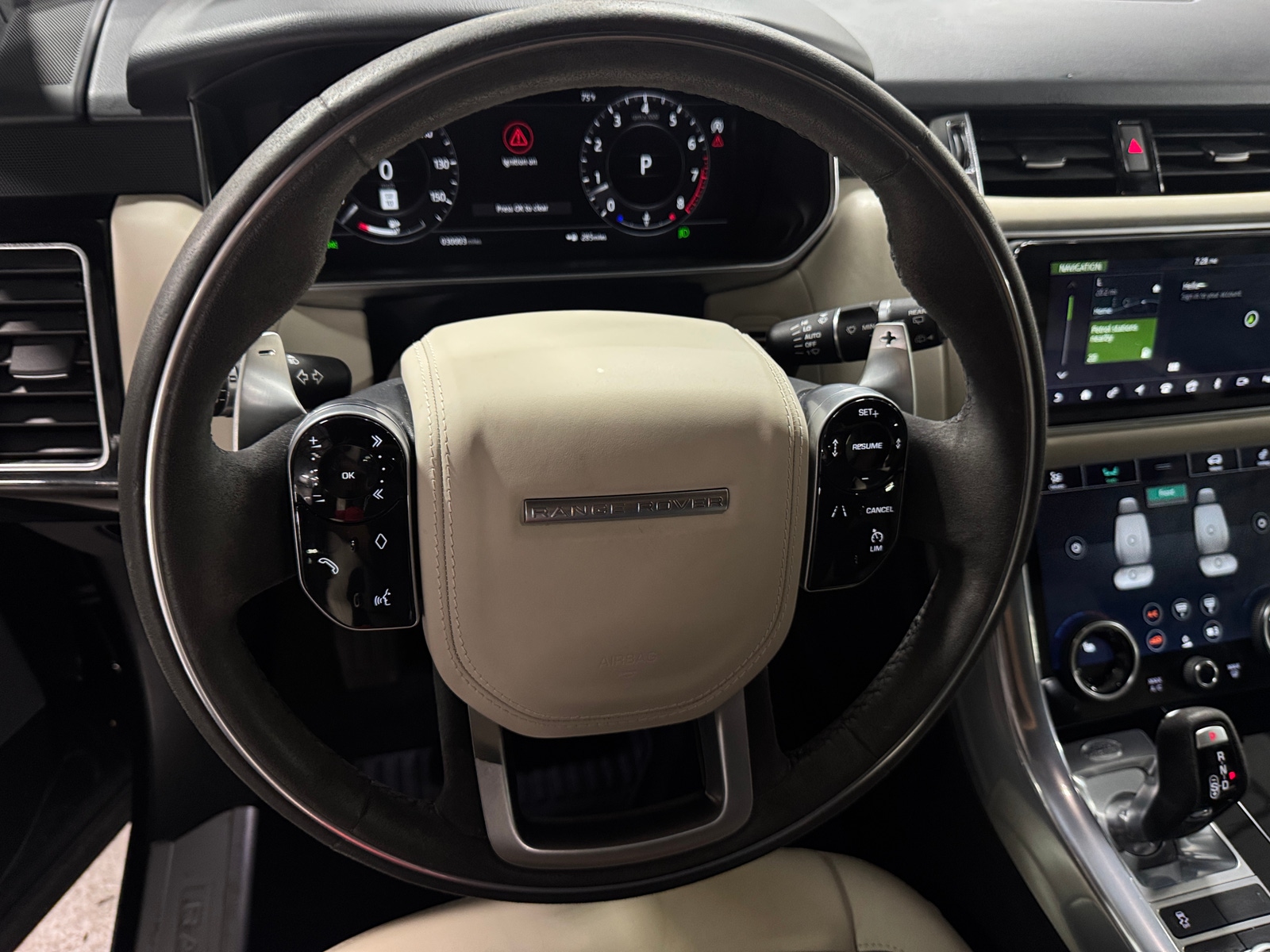 Thumbnail: 2022 Land Rover Range Rover Sport - 4