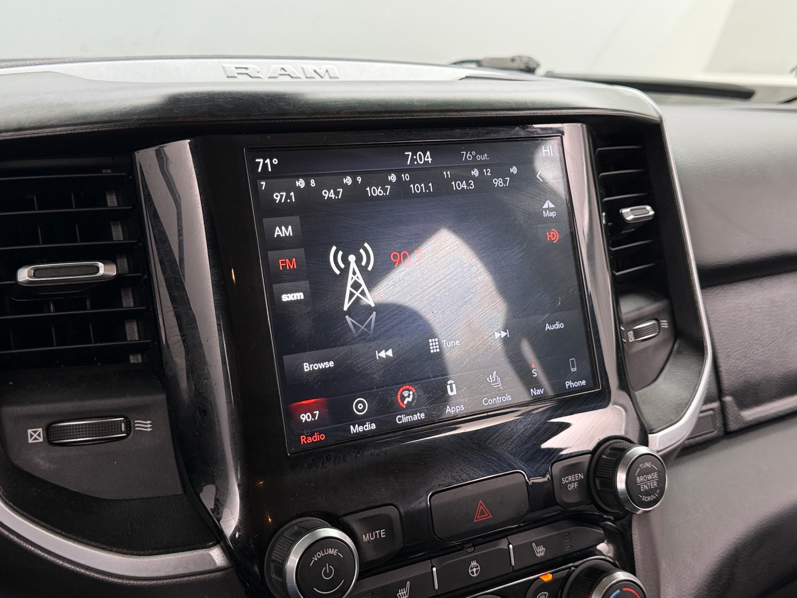 Thumbnail: 2019 RAM 1500 - 4