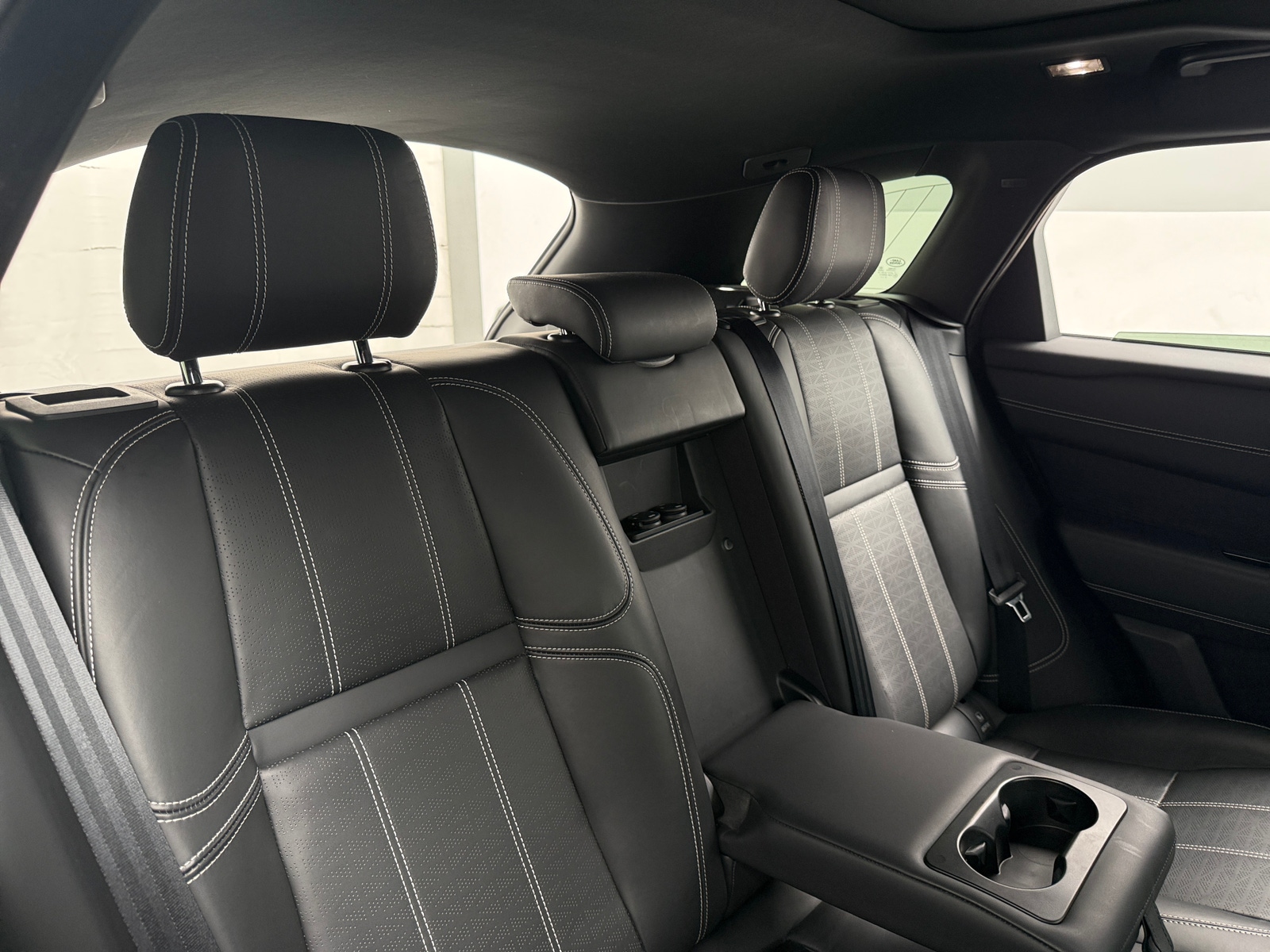 Thumbnail: 2018 Land Rover Range Rover Velar - 5