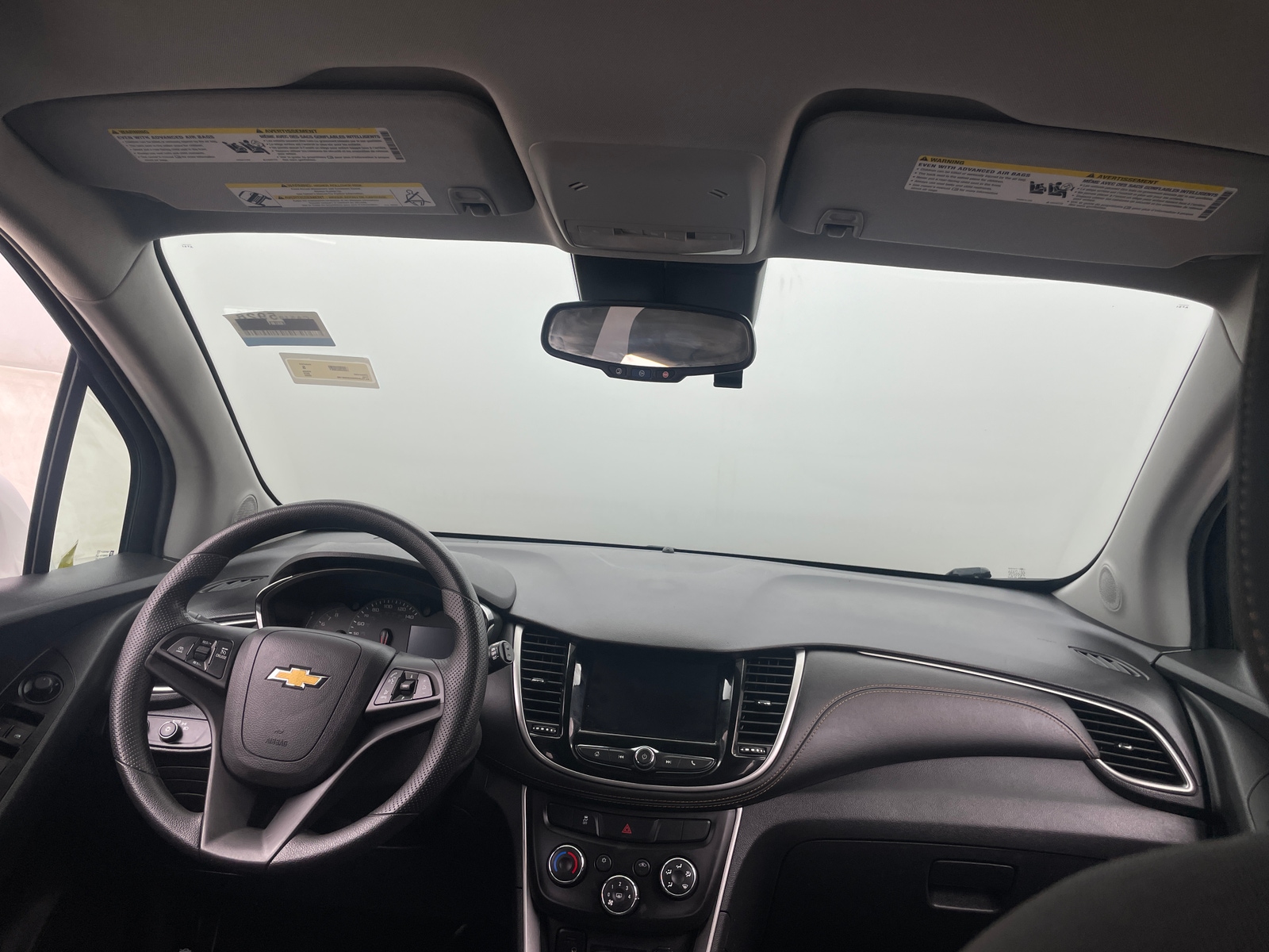 Thumbnail: 2022 Chevrolet Trax - 3