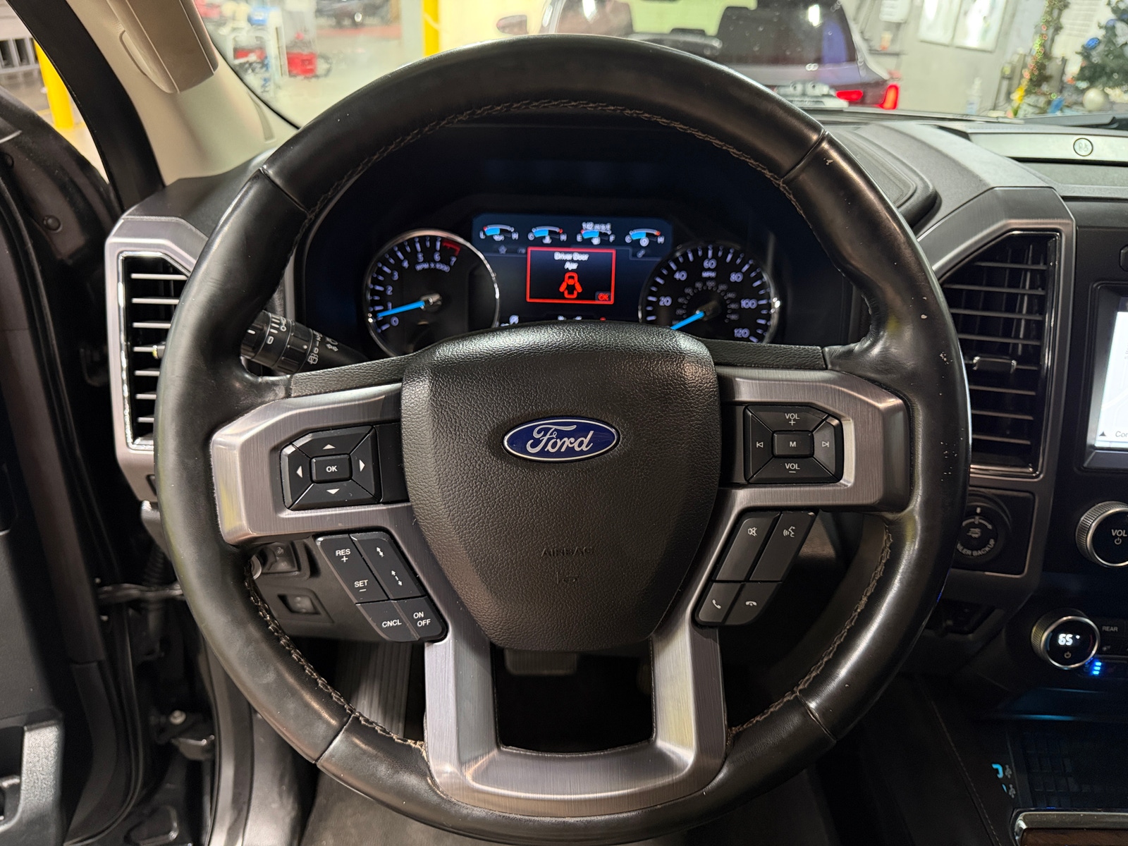 Thumbnail: 2019 Ford Expedition - 4