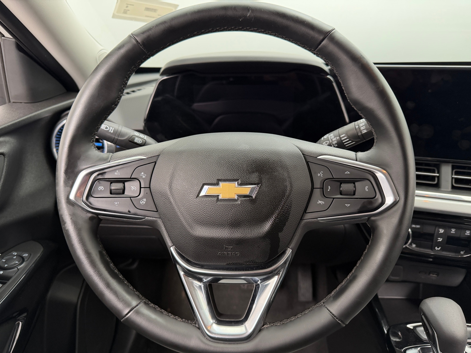Thumbnail: 2025 Chevrolet Trax - 5