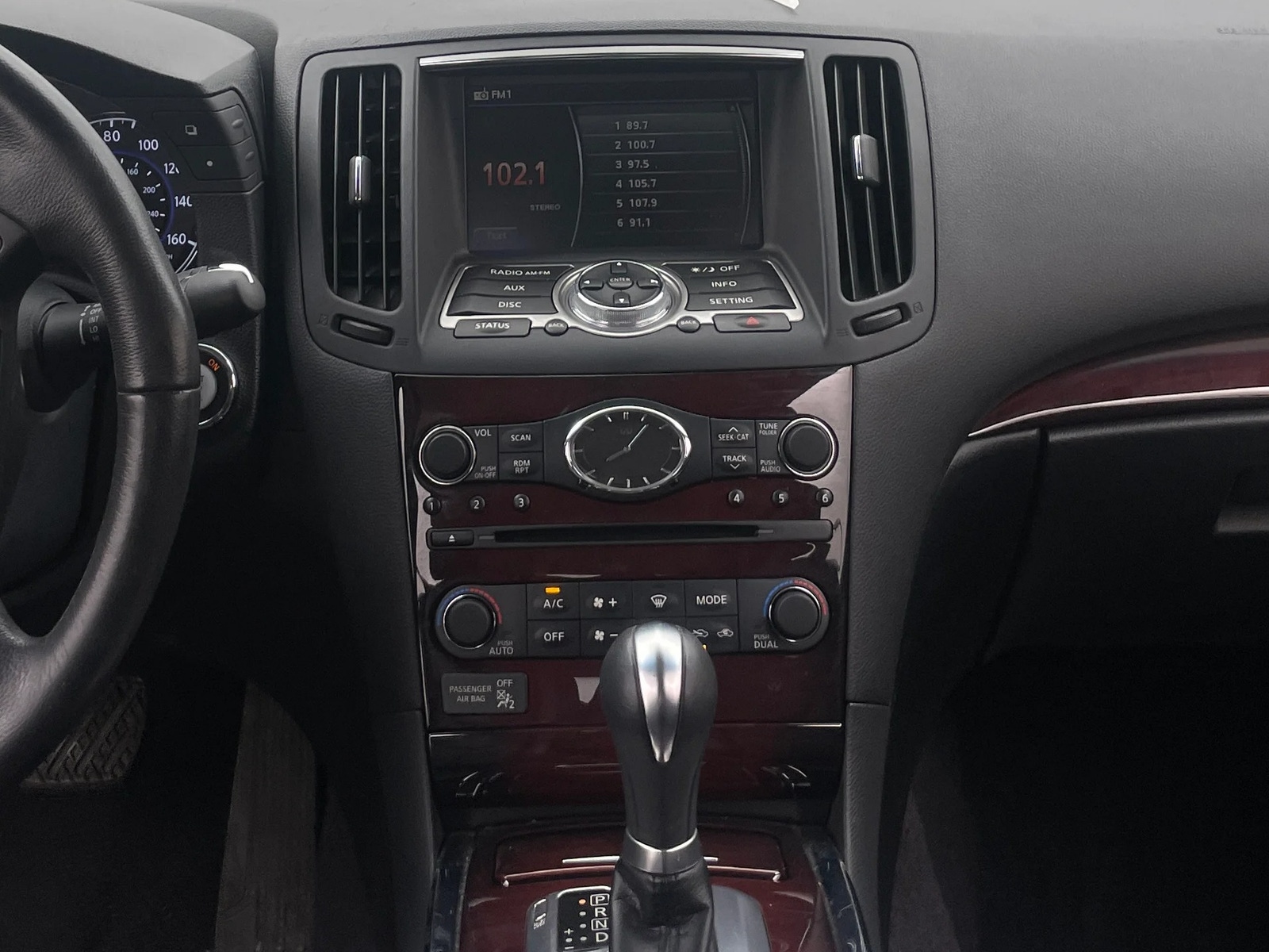 Thumbnail: 2010 INFINITI G37 - 2