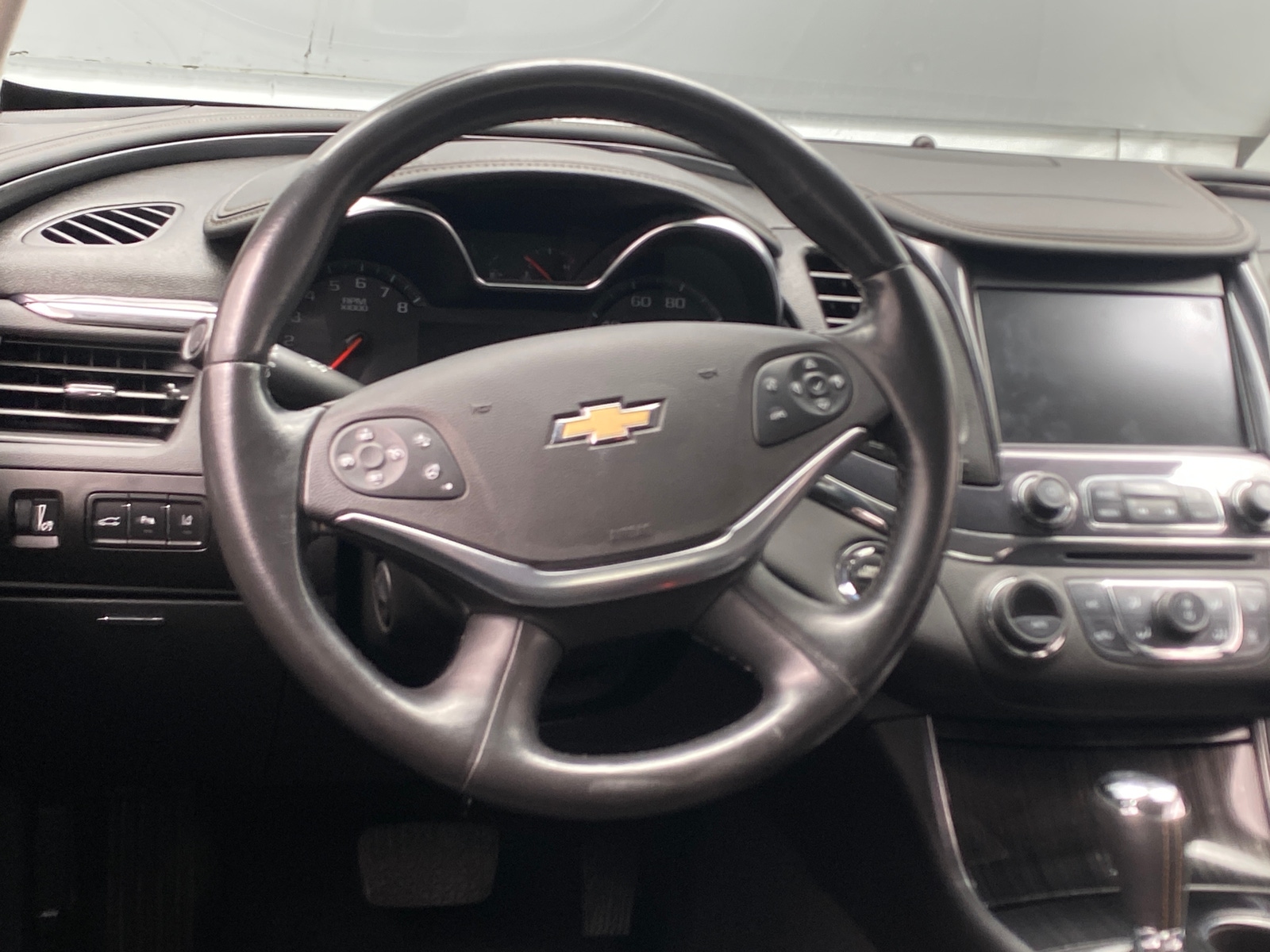 Thumbnail: 2017 Chevrolet Impala - 4