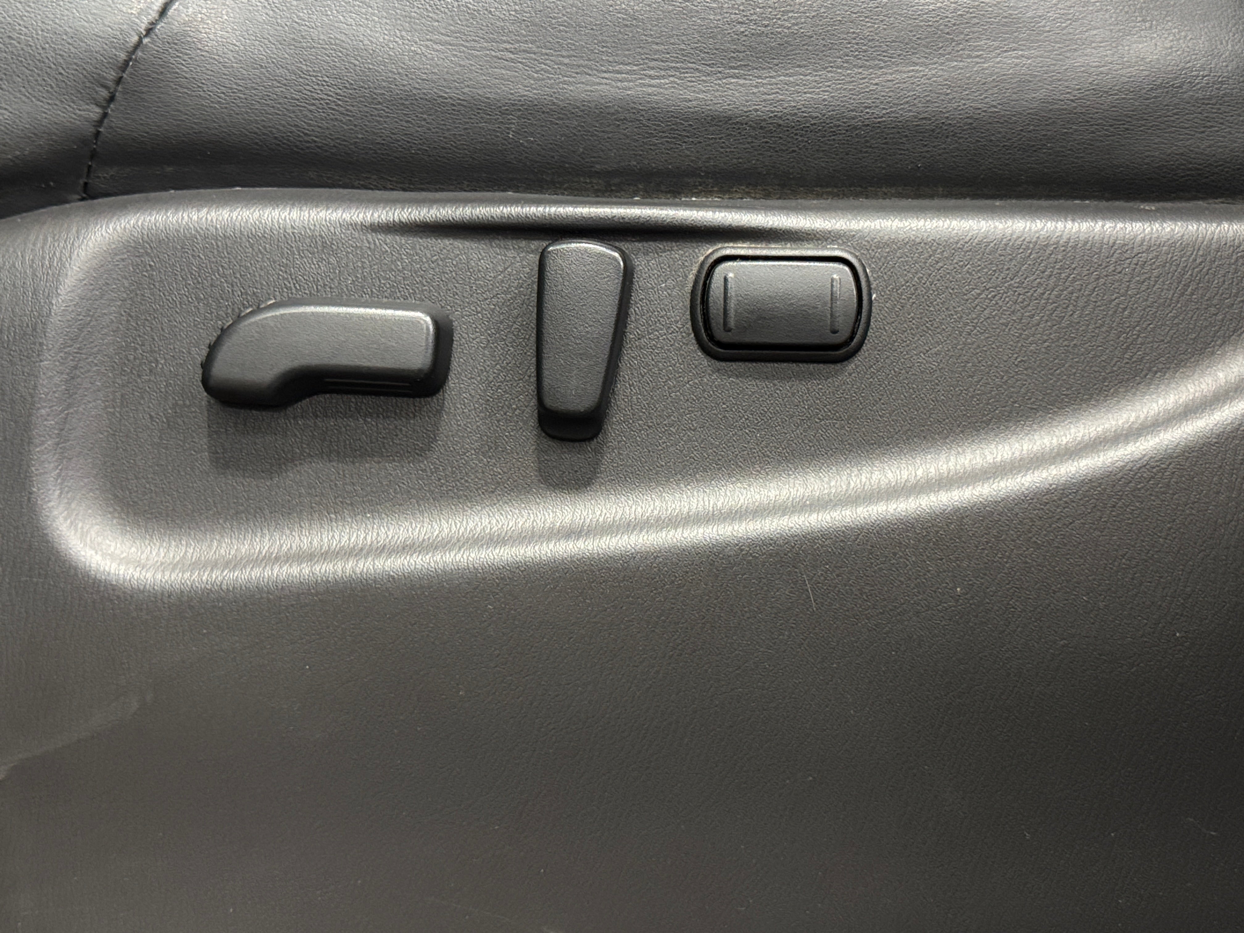 2019 Nissan Armada SL - Photo 14