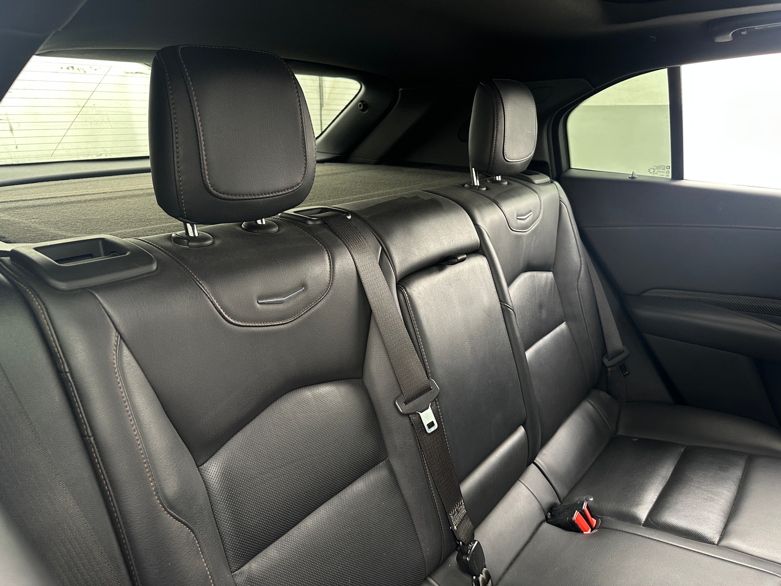 Thumbnail: 2022 Cadillac XT4 - 5
