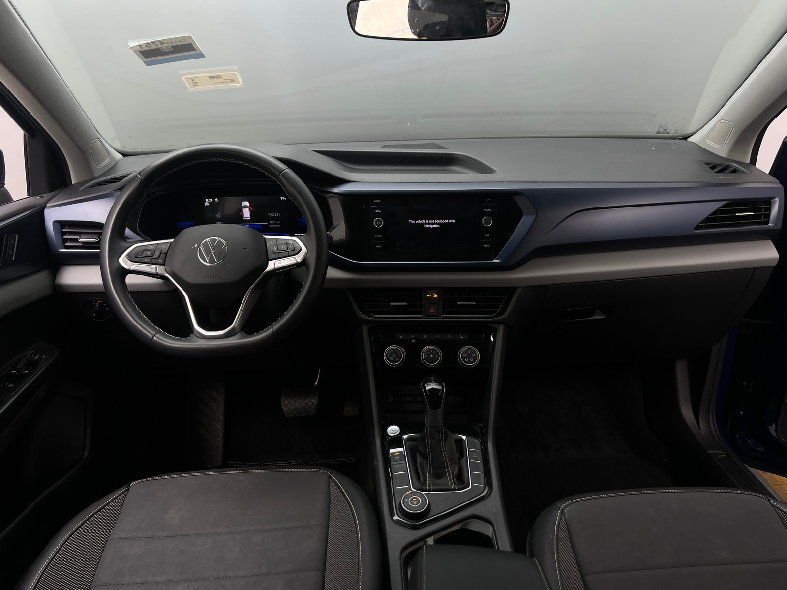 Thumbnail: 2023 Volkswagen Taos - 3
