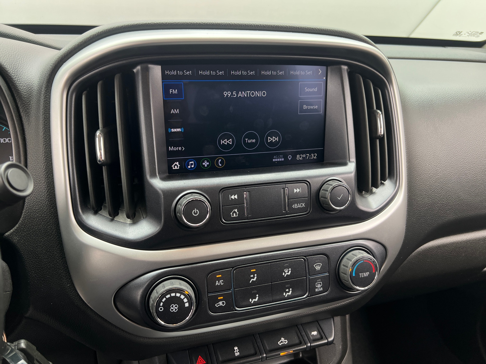 Thumbnail: 2021 Chevrolet Colorado - 4