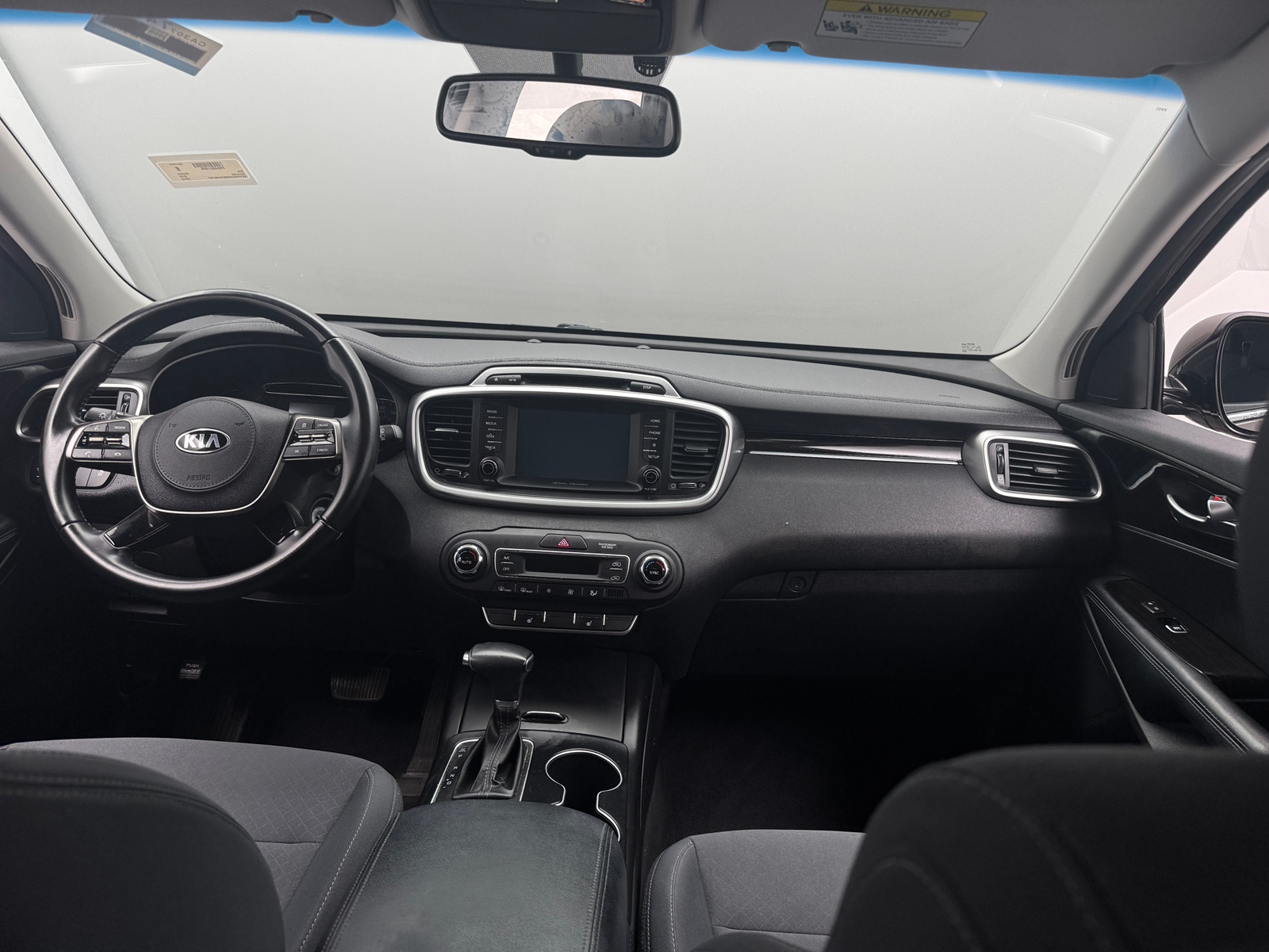 Thumbnail: 2019 Kia Sorento - 3