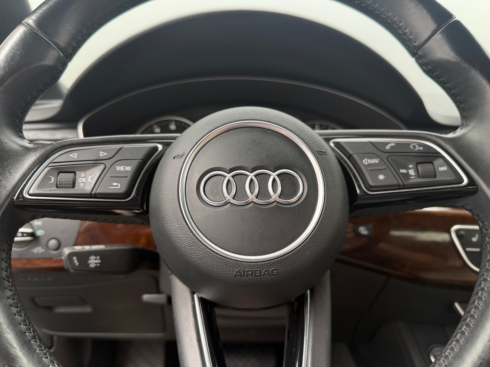 Thumbnail: 2017 Audi A4 - 4