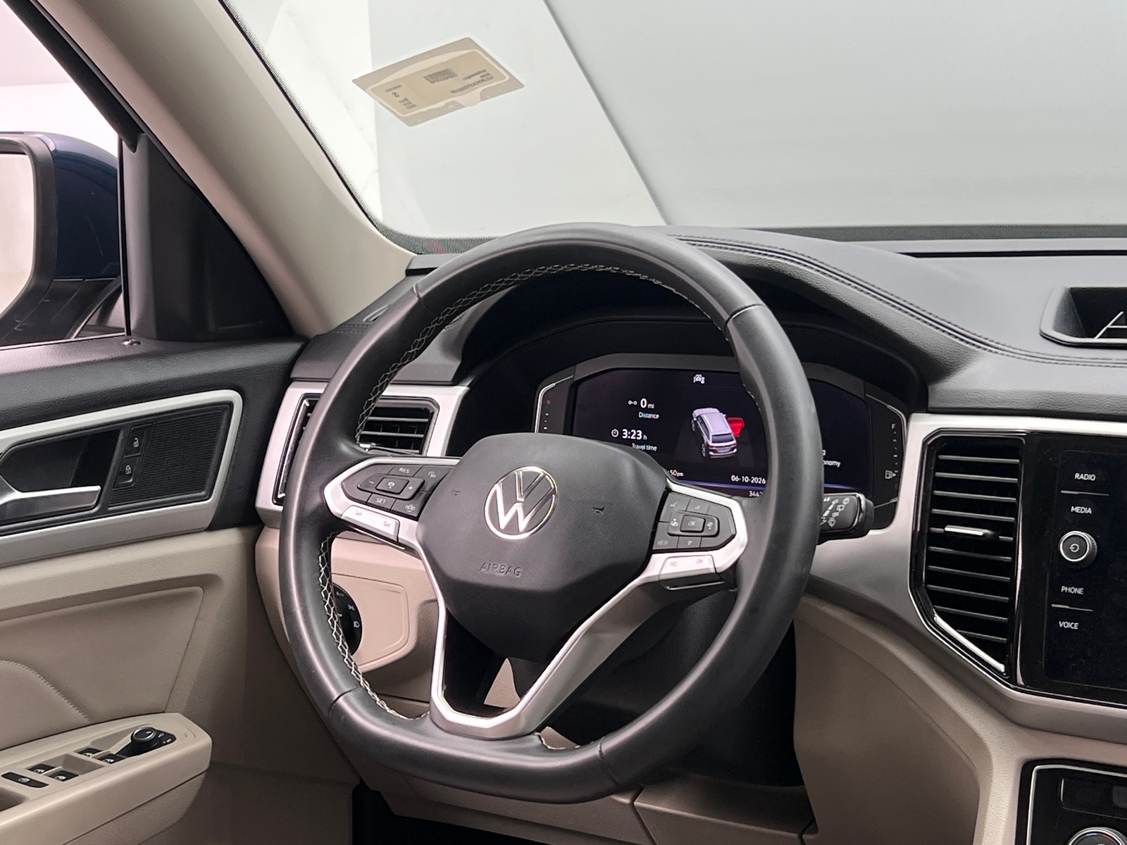 Thumbnail: 2023 Volkswagen Atlas - 4