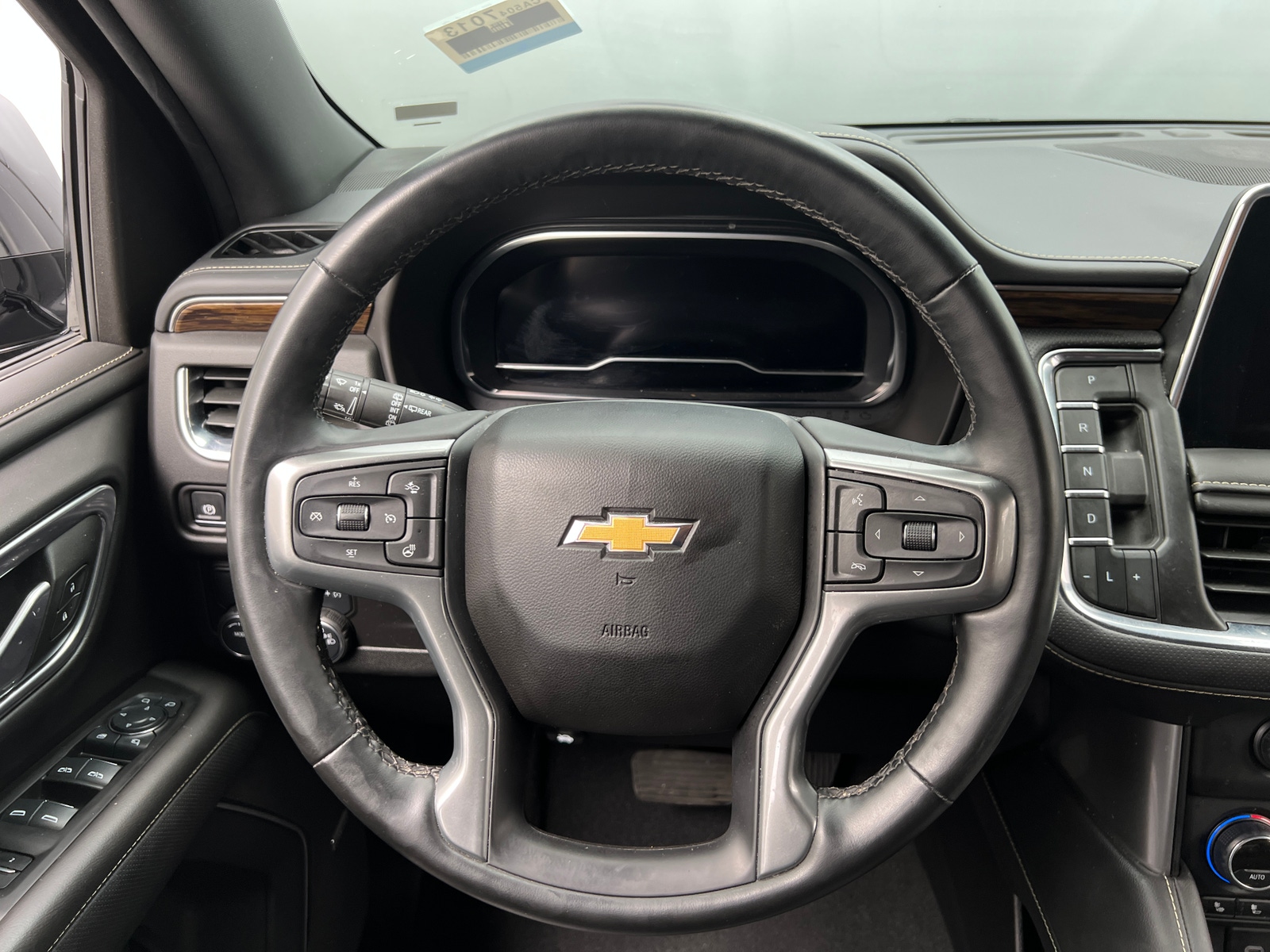 Thumbnail: 2024 Chevrolet Suburban - 4