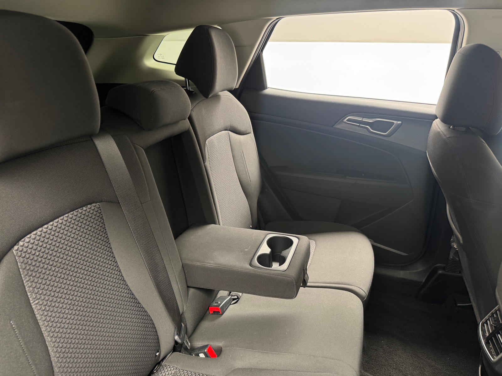 Thumbnail: 2025 Kia Sportage - 6