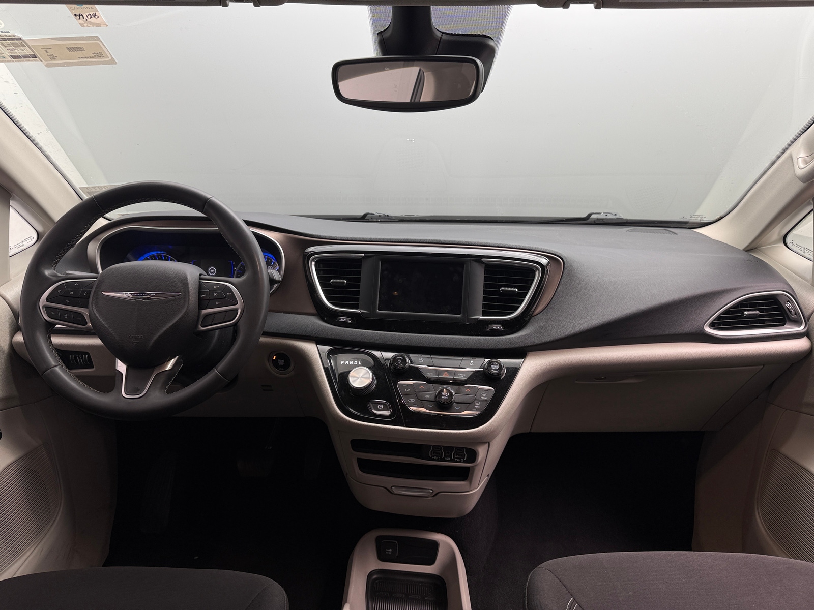 Thumbnail: 2023 Chrysler Voyager - 3