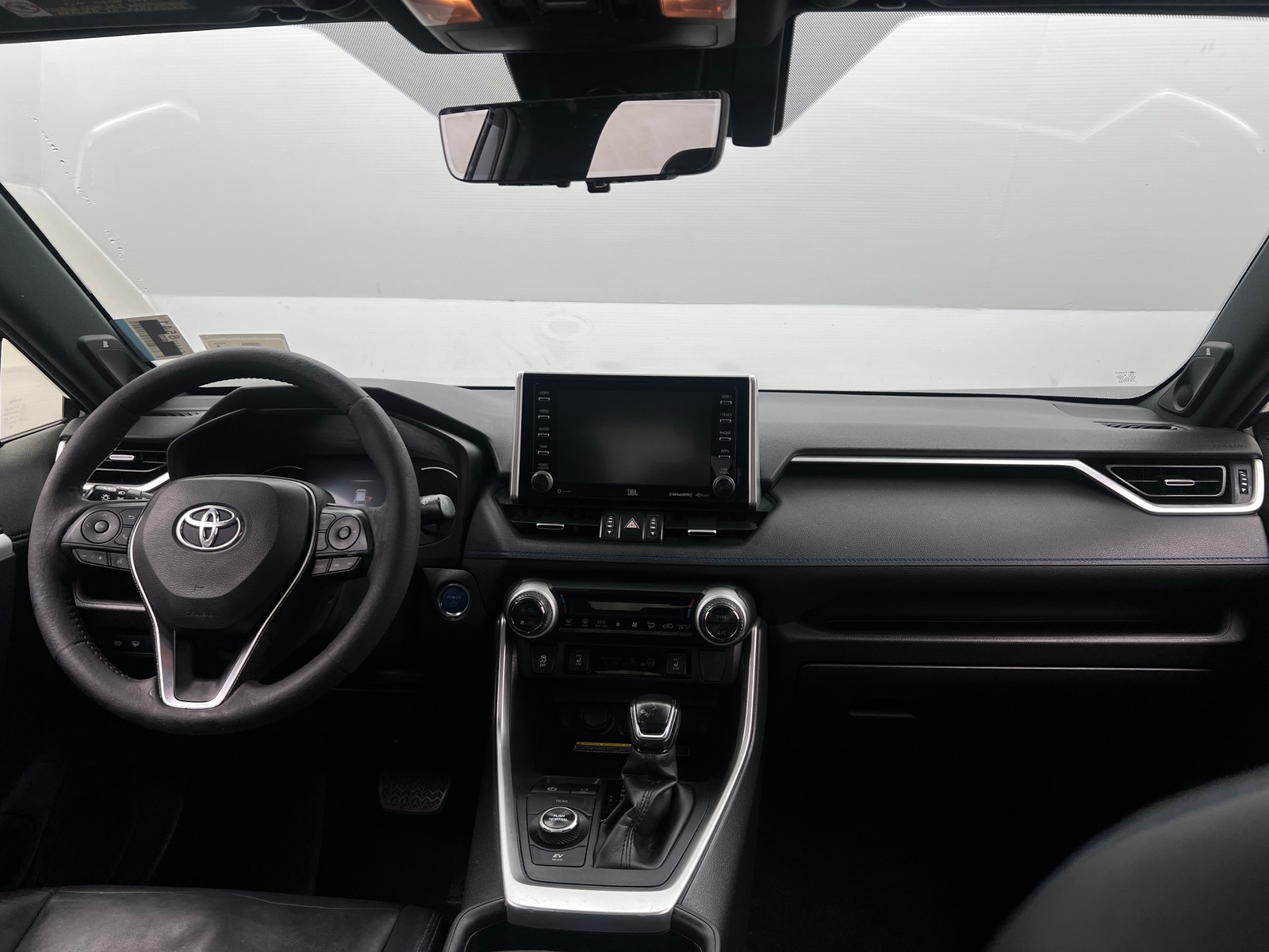 Thumbnail: 2021 Toyota RAV4 - 2