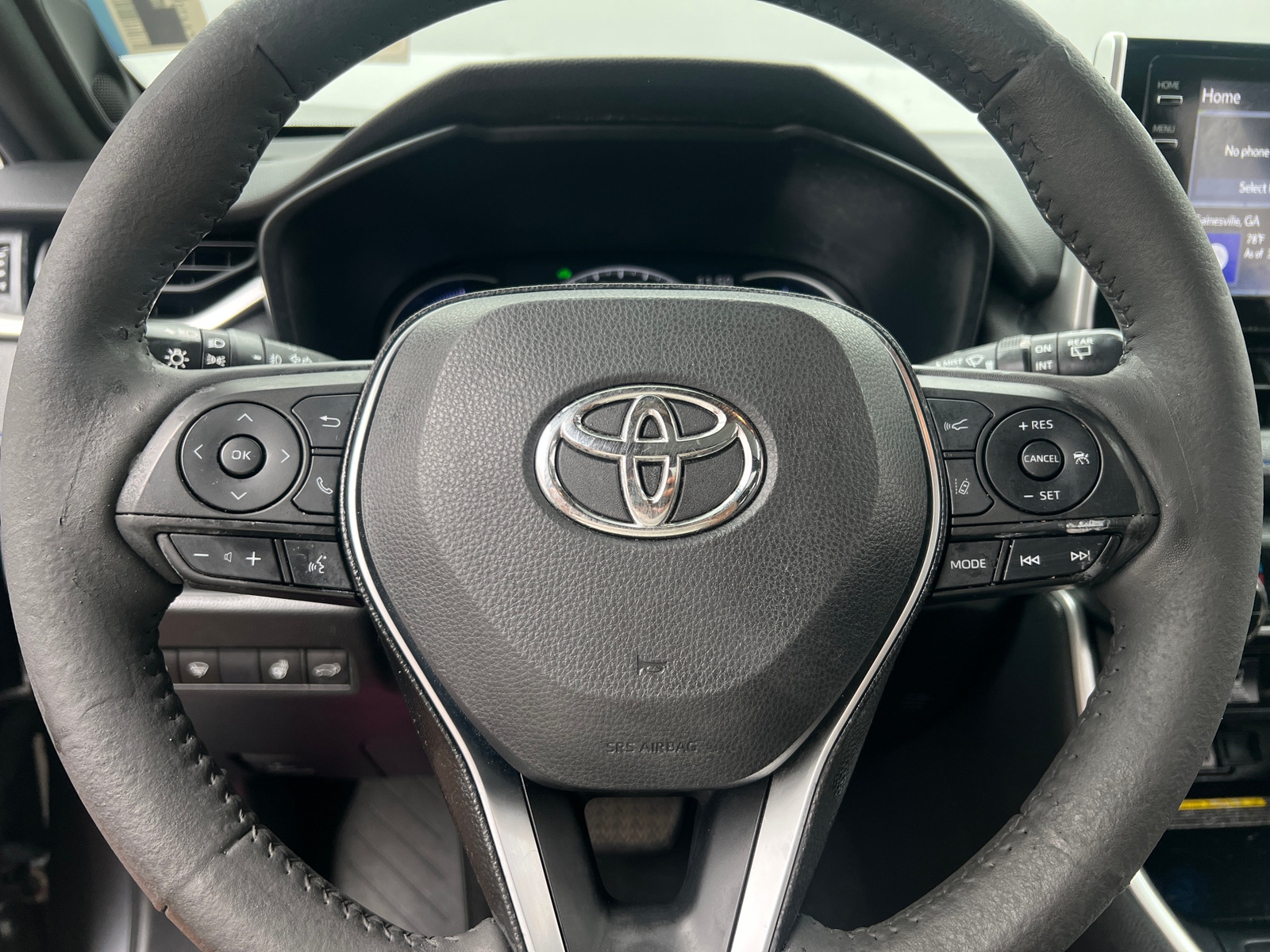 Thumbnail: 2021 Toyota RAV4 - 4