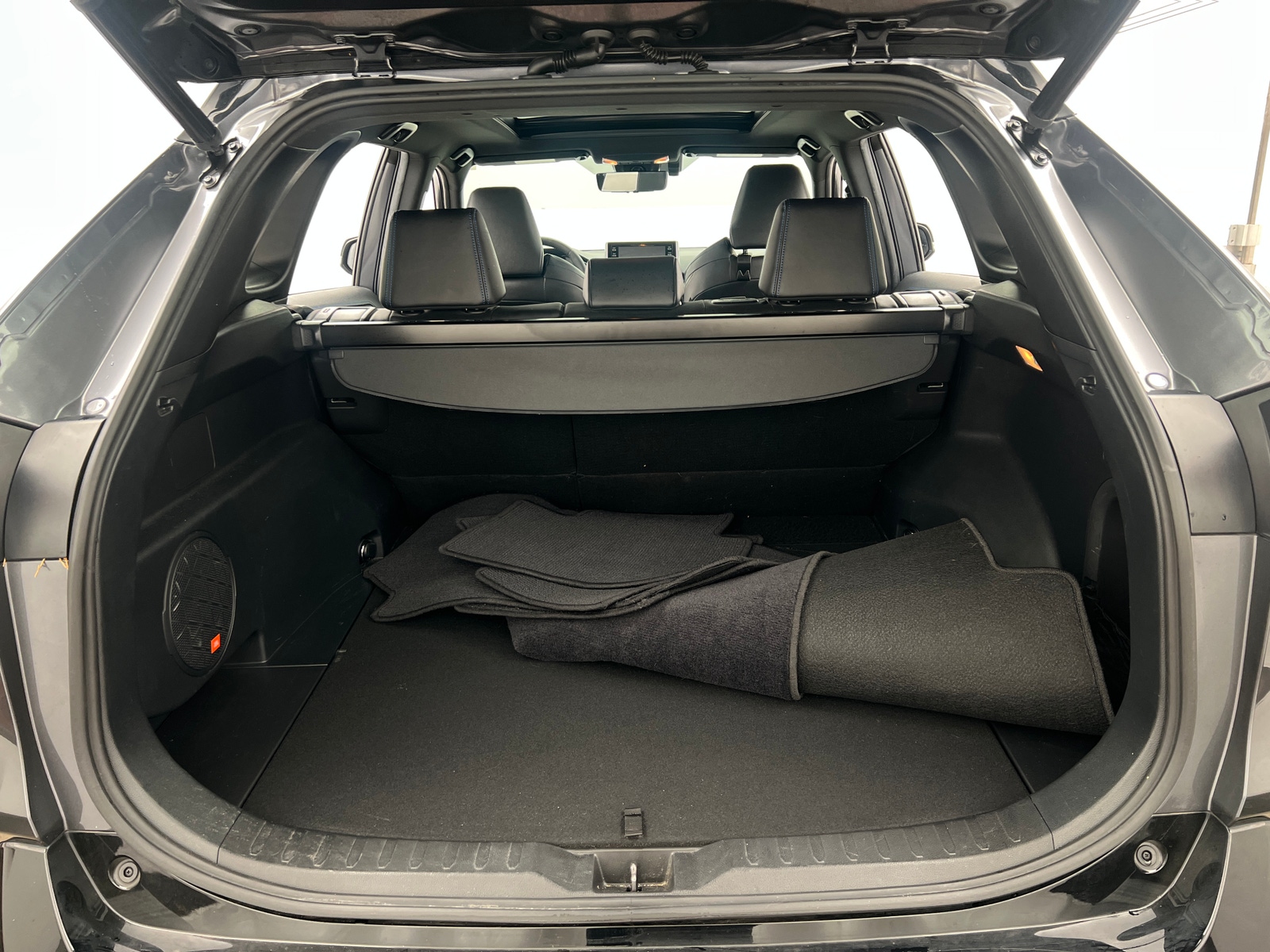 Thumbnail: 2021 Toyota RAV4 - 6