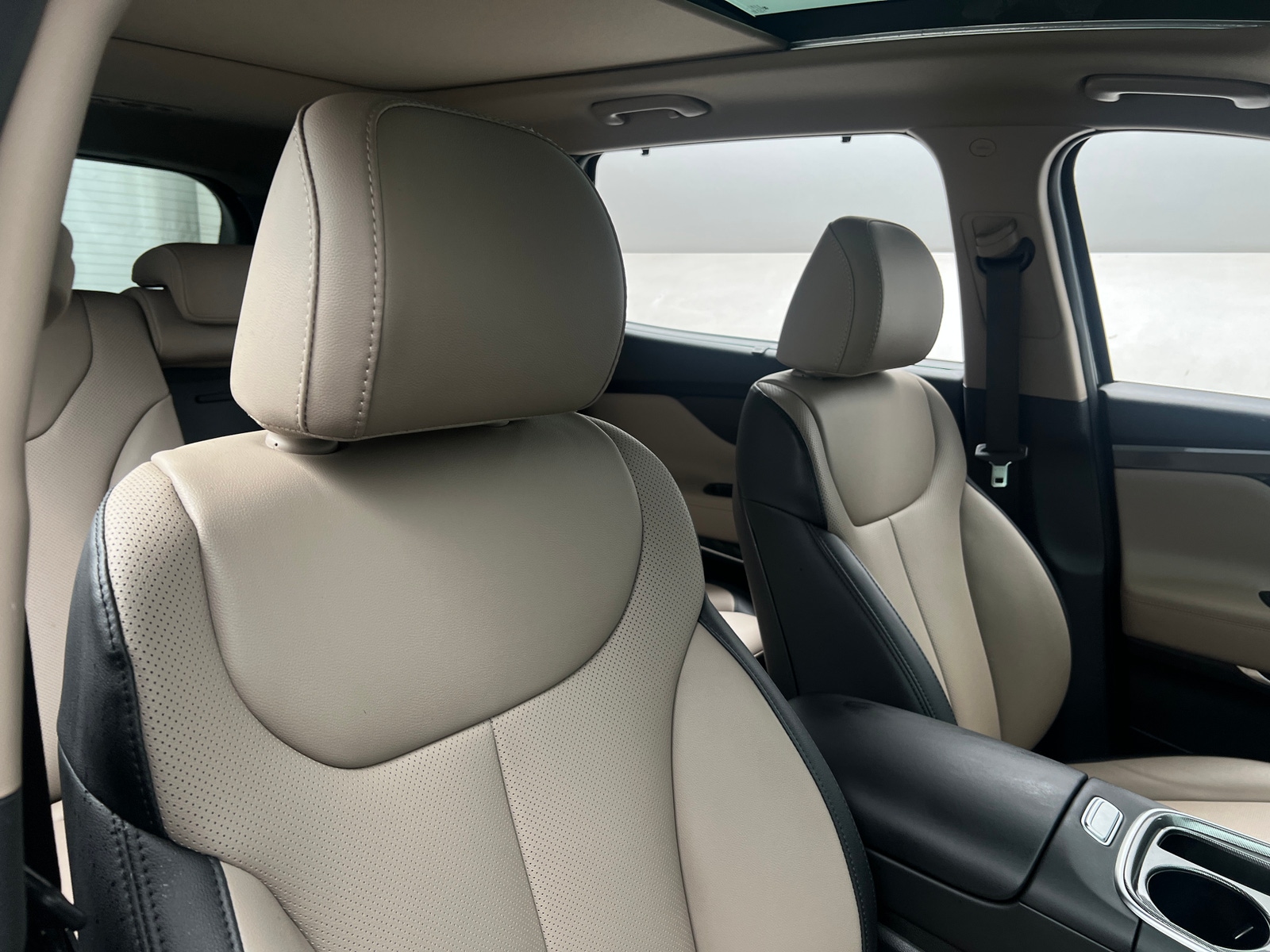 Thumbnail: 2023 Hyundai Santa Fe - 2