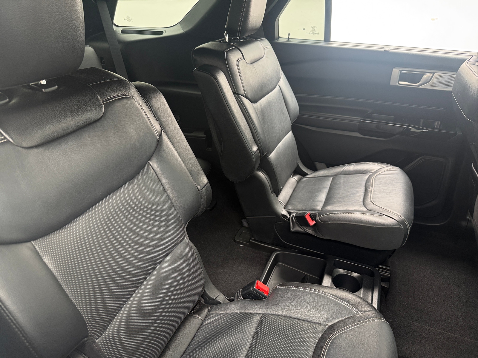 Thumbnail: 2021 Ford Explorer - 5