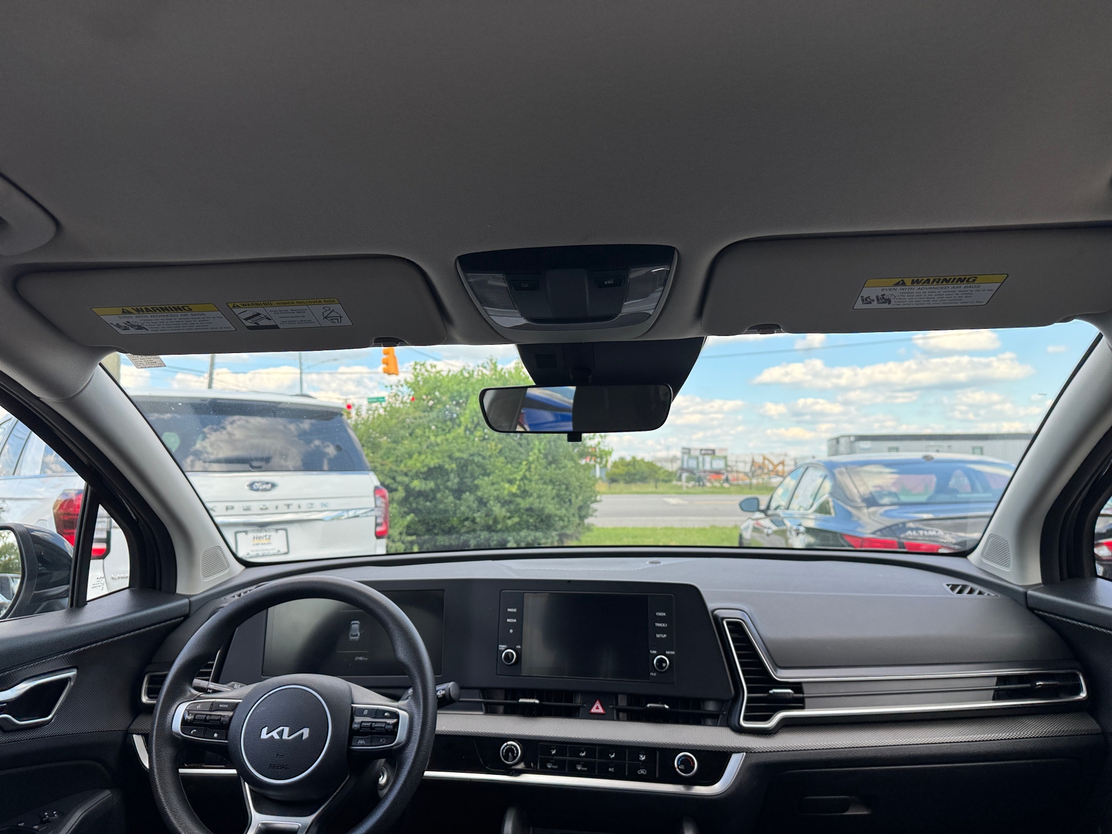 Thumbnail: 2025 Kia Sportage - 3