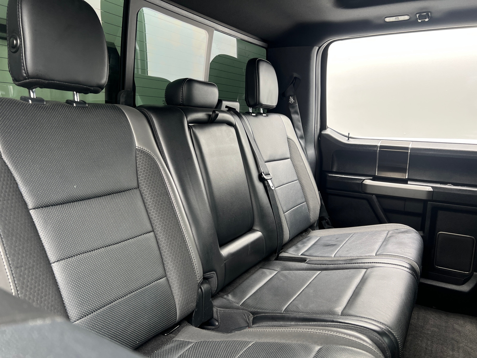 Thumbnail: 2019 Ford Econoline - 5