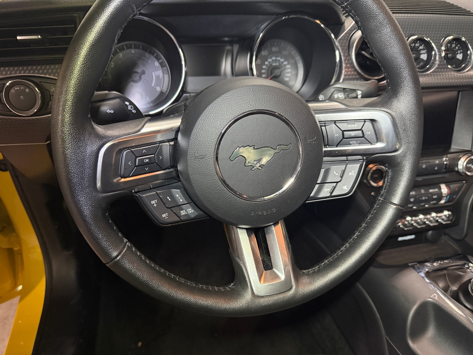 Thumbnail: 2017 Ford Mustang - 3