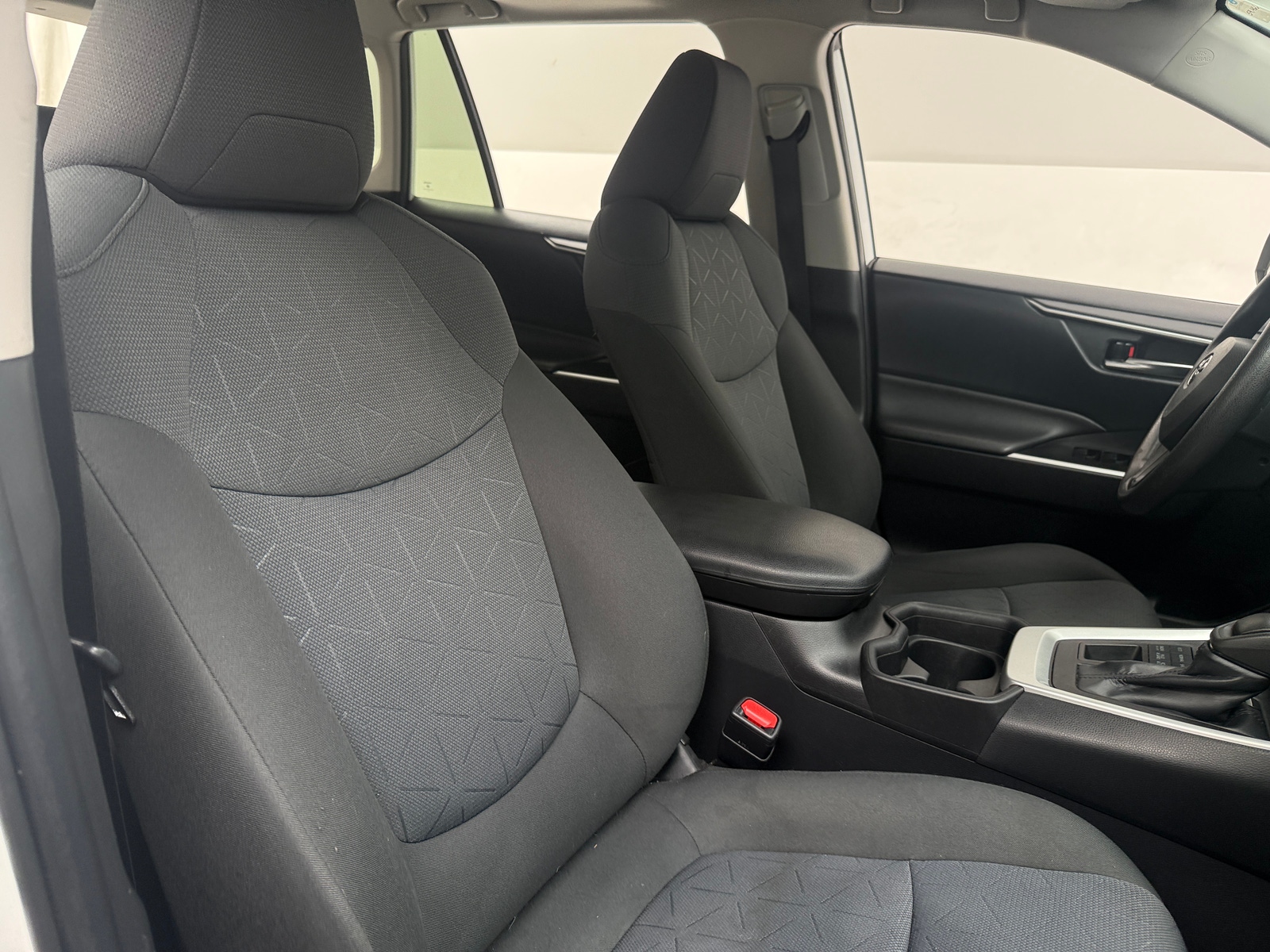 Thumbnail: 2019 Toyota RAV4 - 2