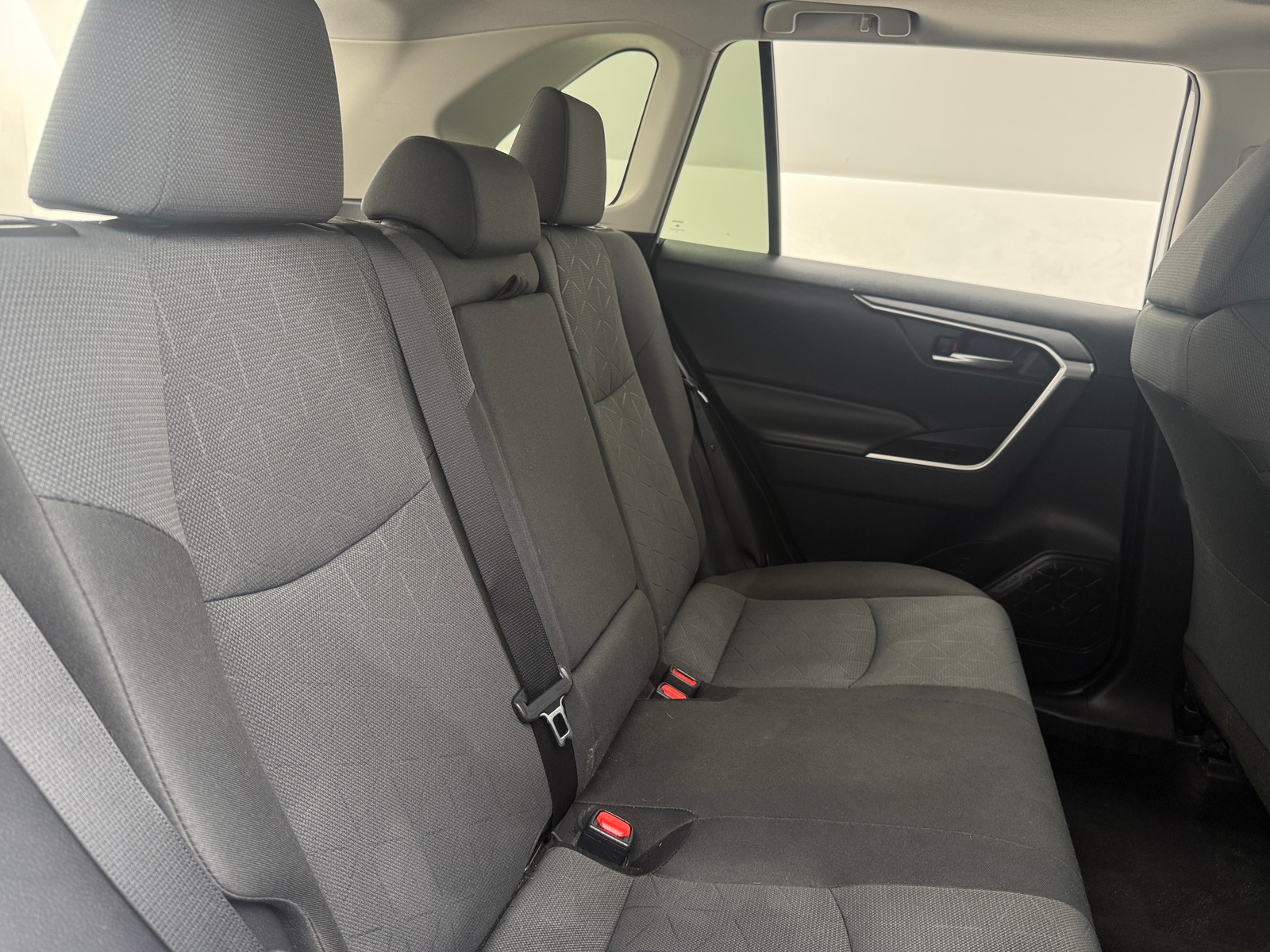 Thumbnail: 2019 Toyota RAV4 - 6