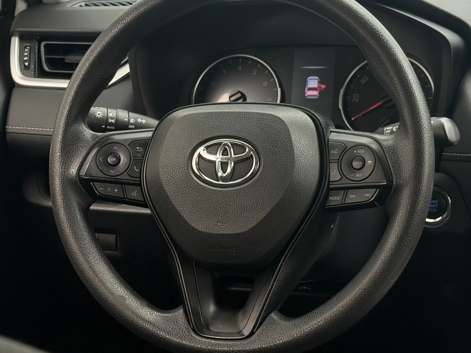 Thumbnail: 2019 Toyota RAV4 - 5